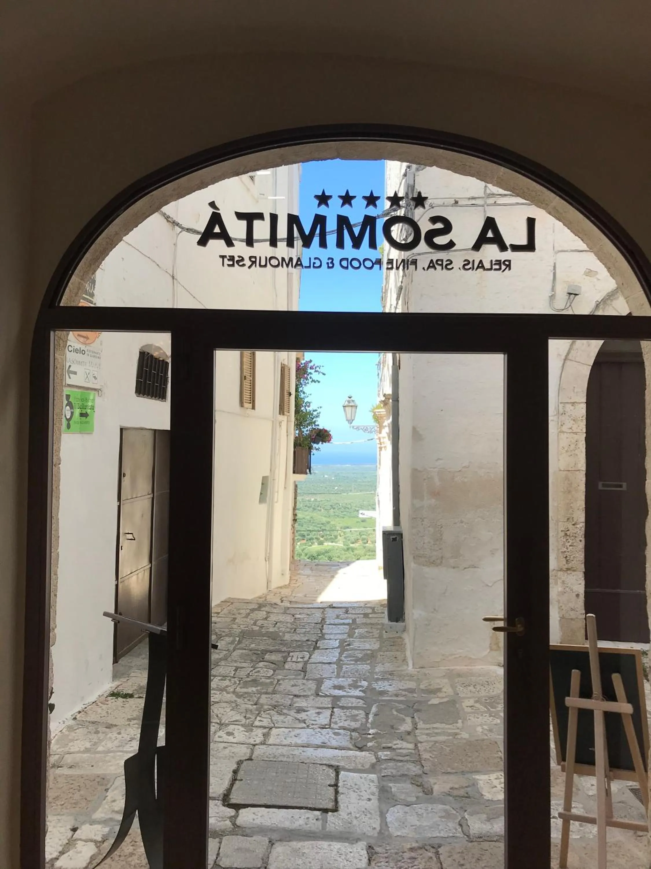 Facade/entrance in La Sommità Relais & Chateaux