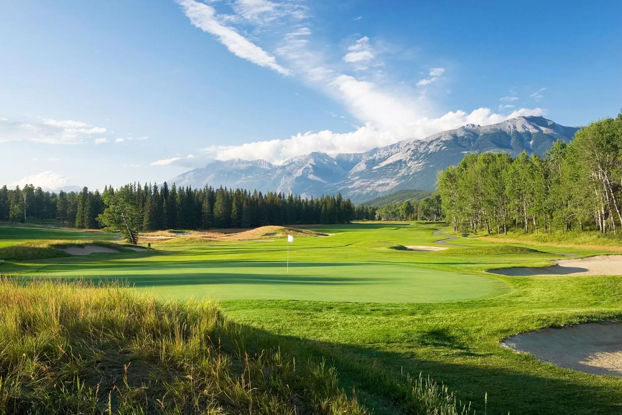 Golfcourse in Fairmont Jasper Park Lodge