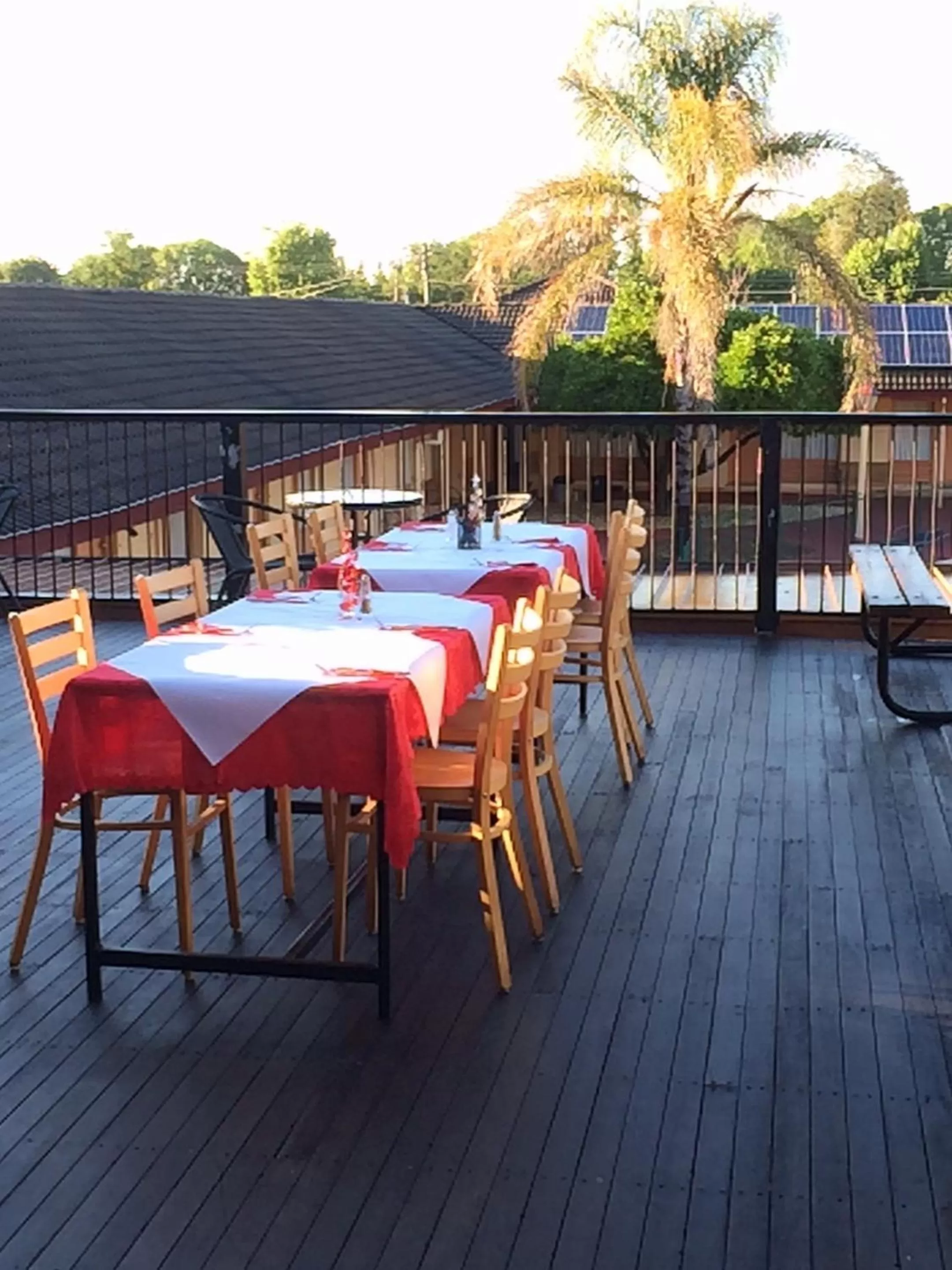 Restaurant/places to eat in Townhouse Motel Cowra