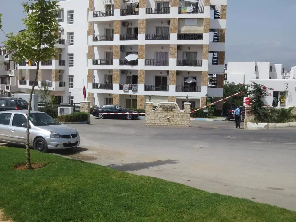 Property building in Studio avec piscine à Mirador cabo négro