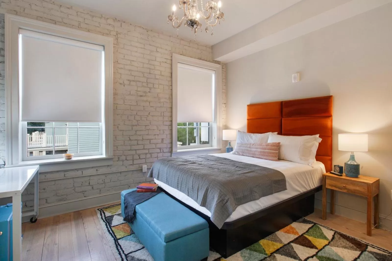 Bed in The Present Hotel