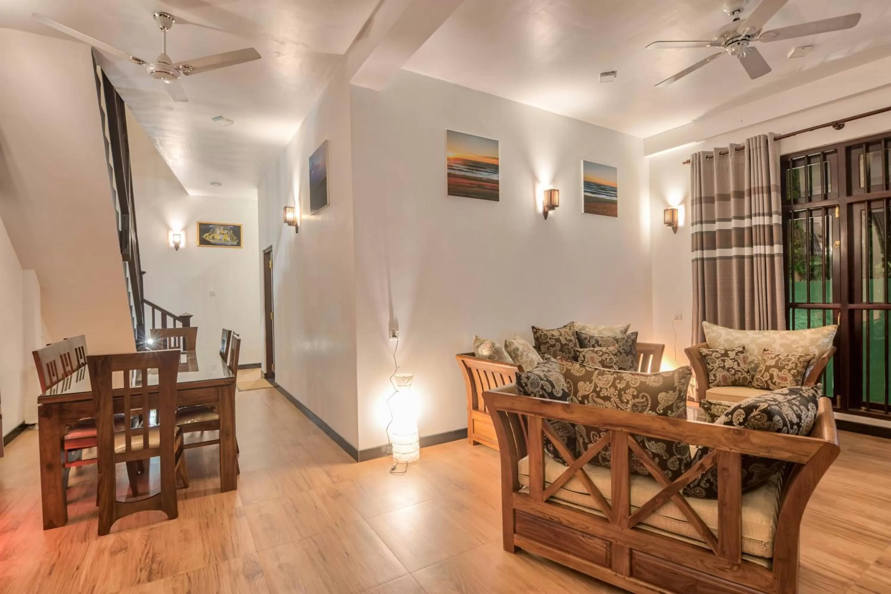 Living room, Seating Area in Ashiyana Hotel