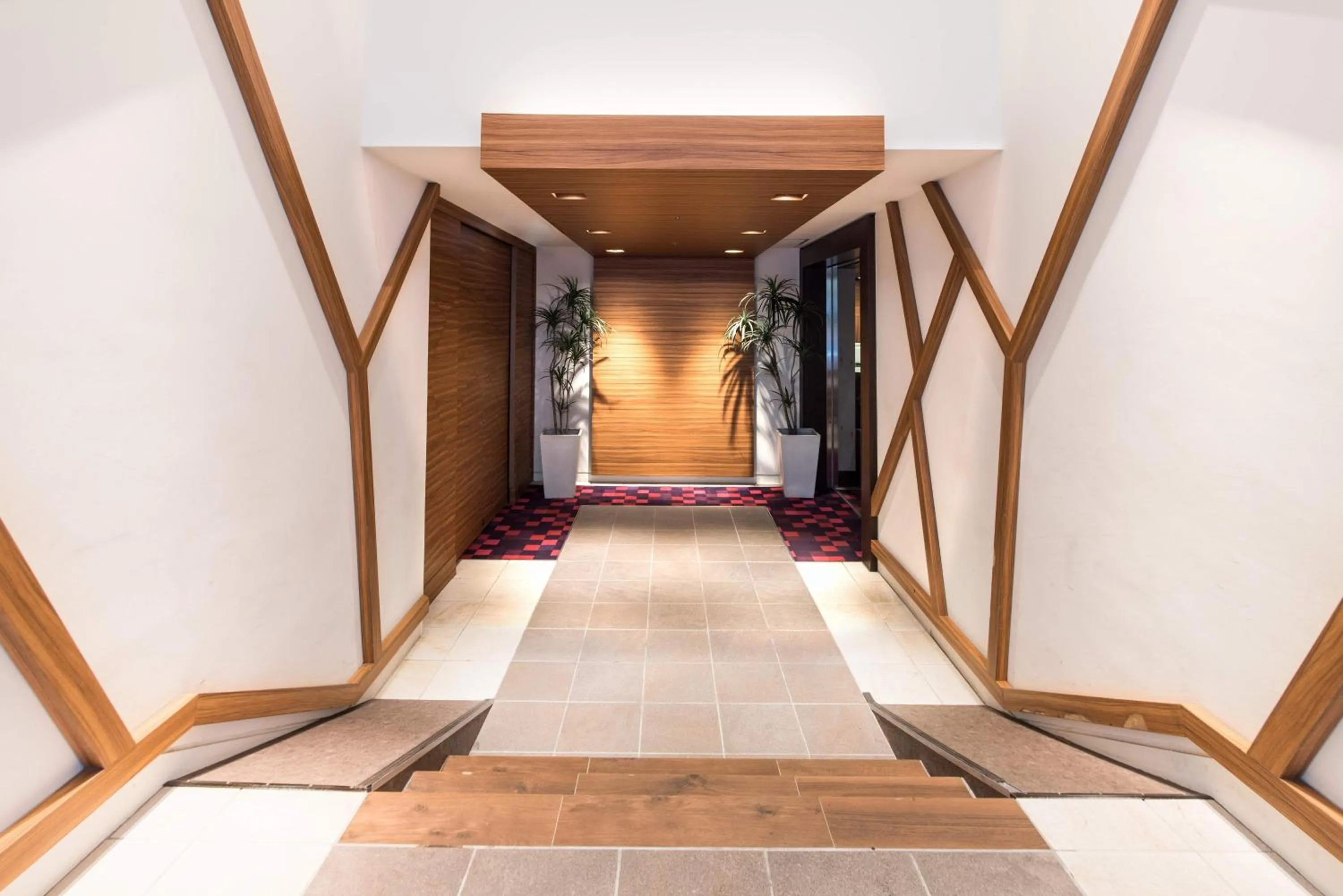 Facade/entrance in the b akasaka