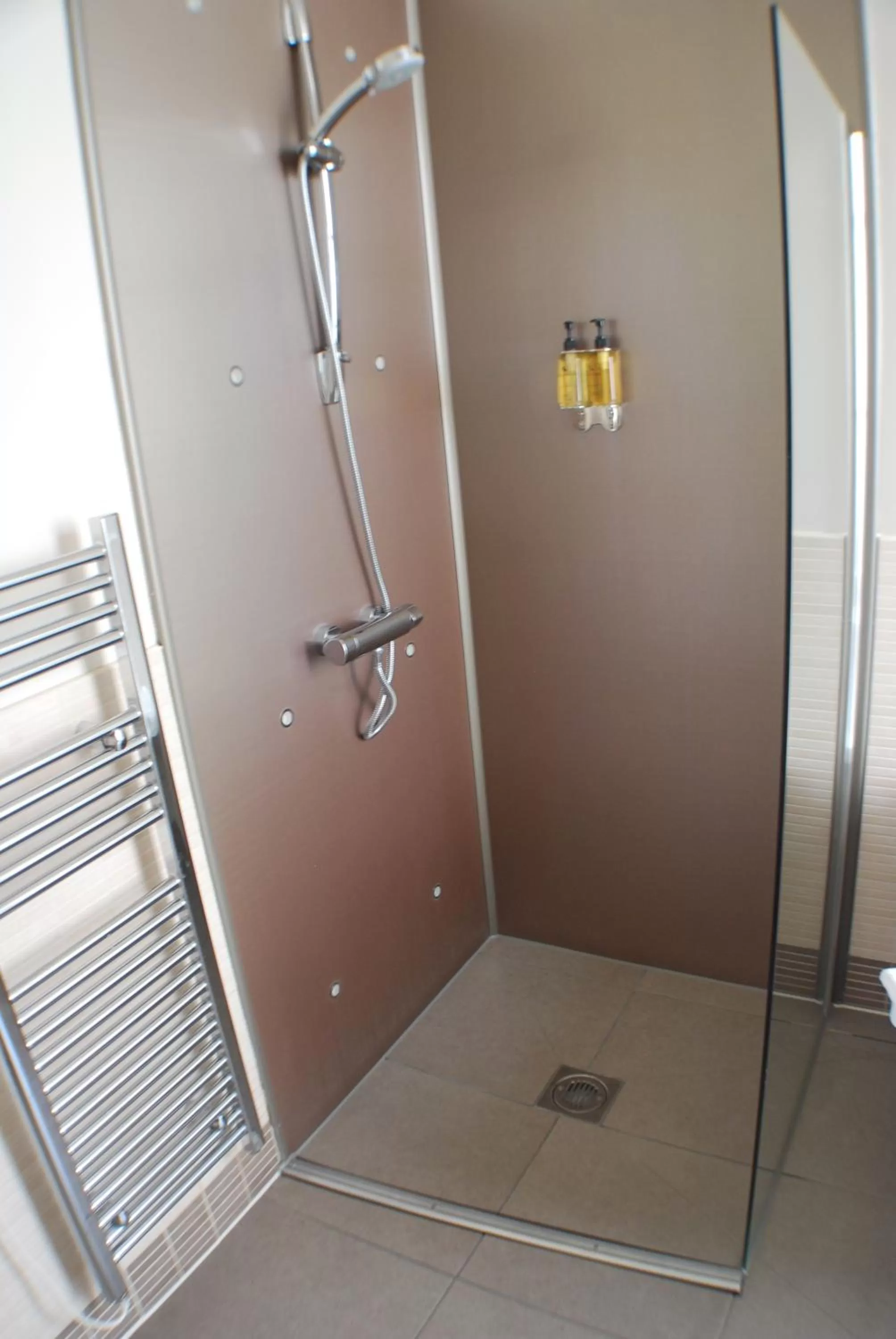 Bathroom in The Salisbury Hotel