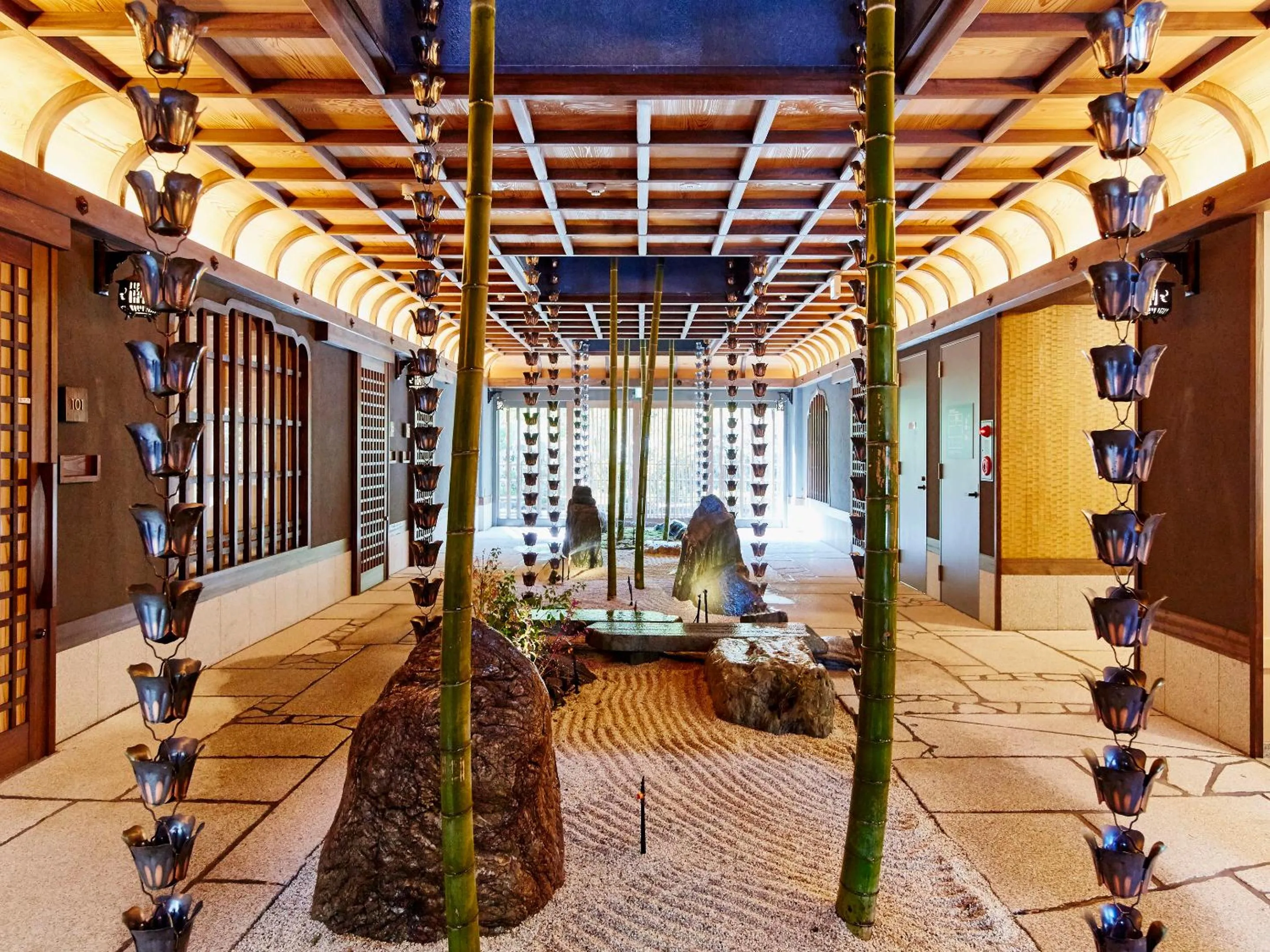 Facade/entrance in Sunrise Suites