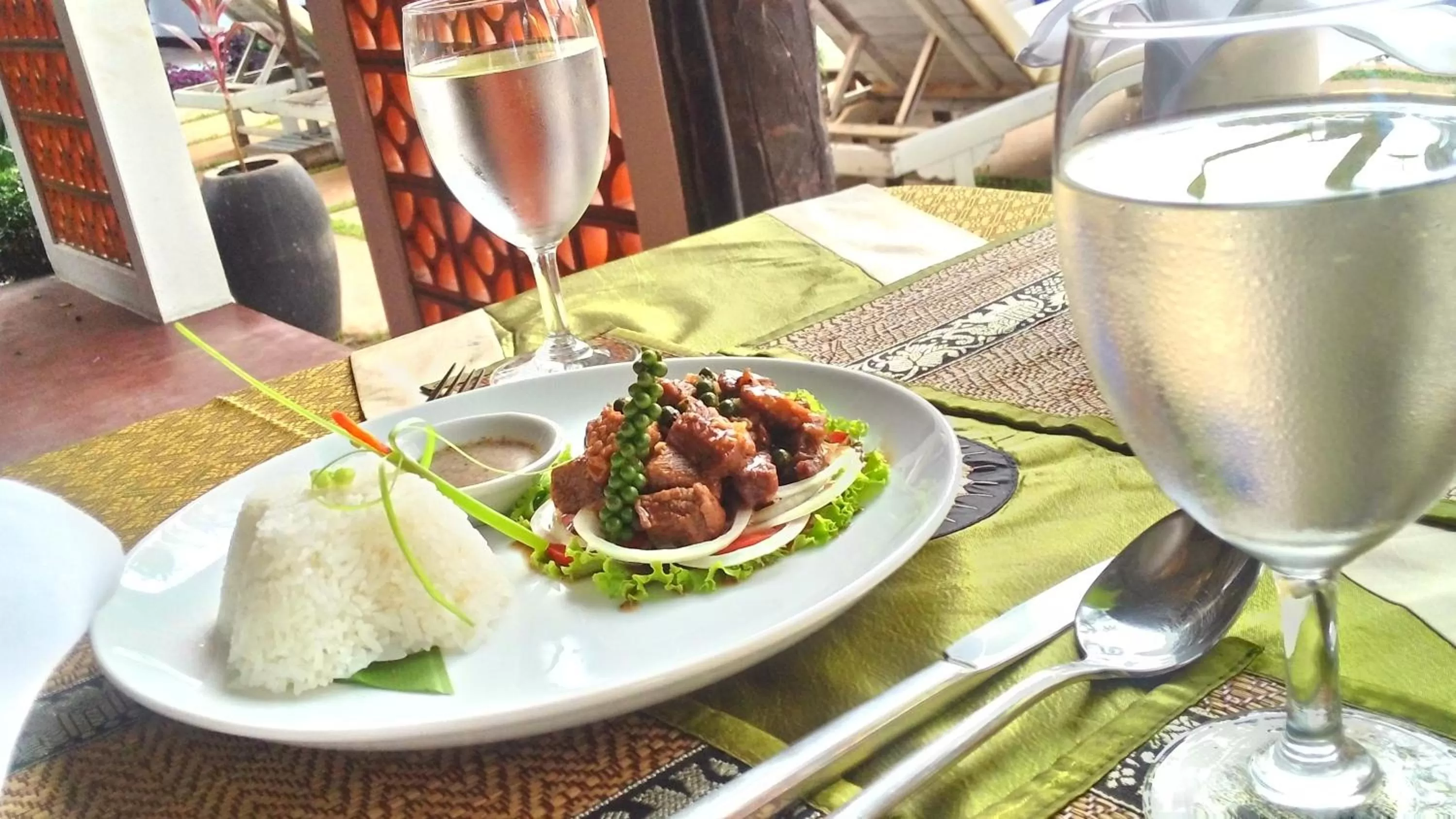 Meals in BayStone Resort