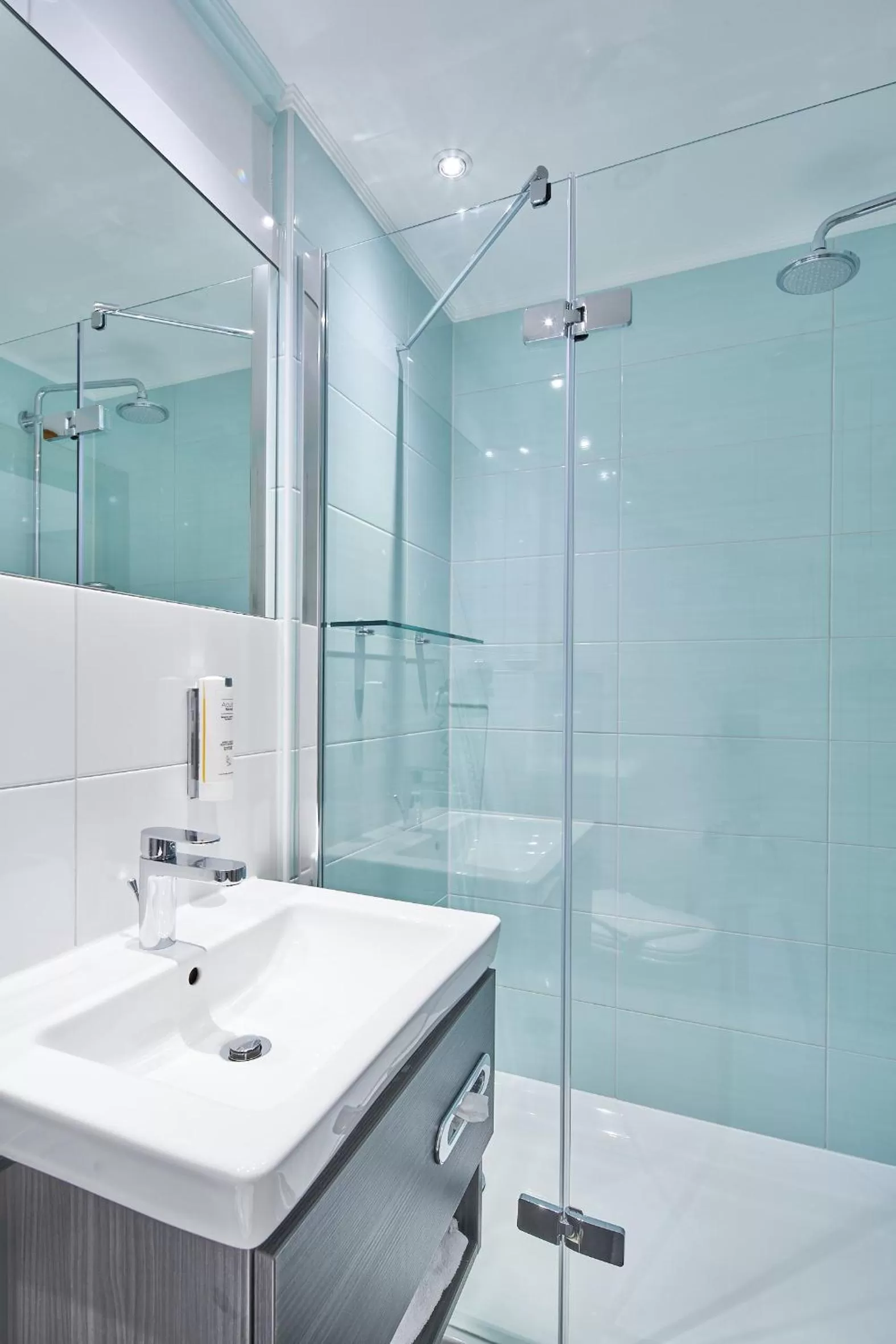 Shower in Hotel St. Georg Garni