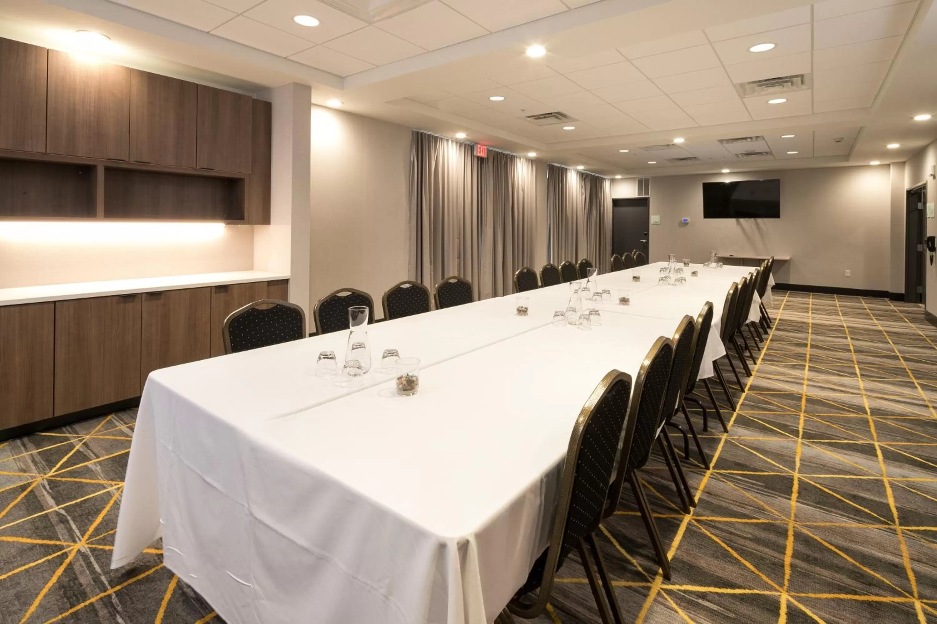 Meeting/conference room in Holiday Inn Hotel & Suites - Mount Pleasant by IHG