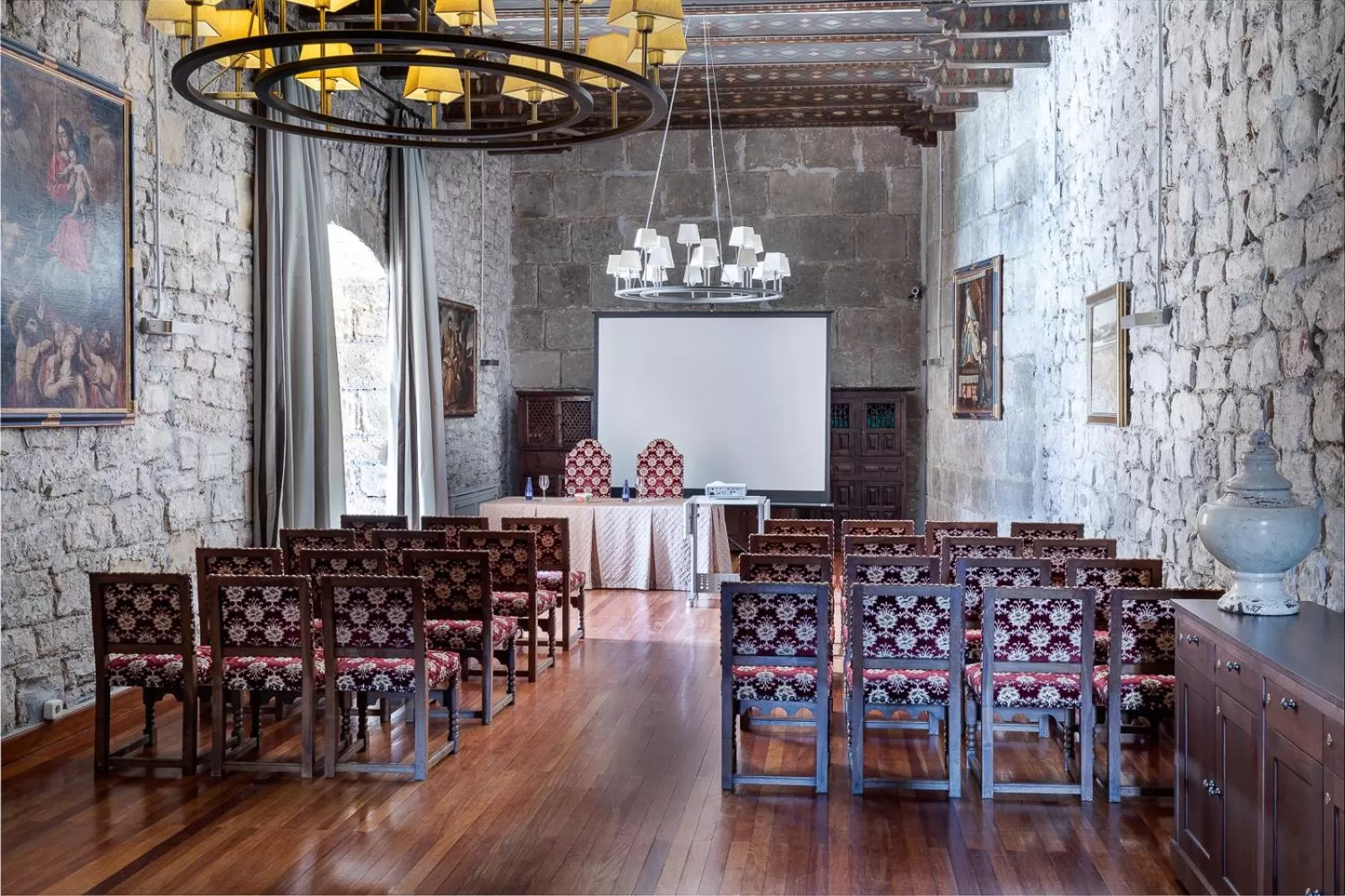 Meeting/conference room in Parador de Hondarribia