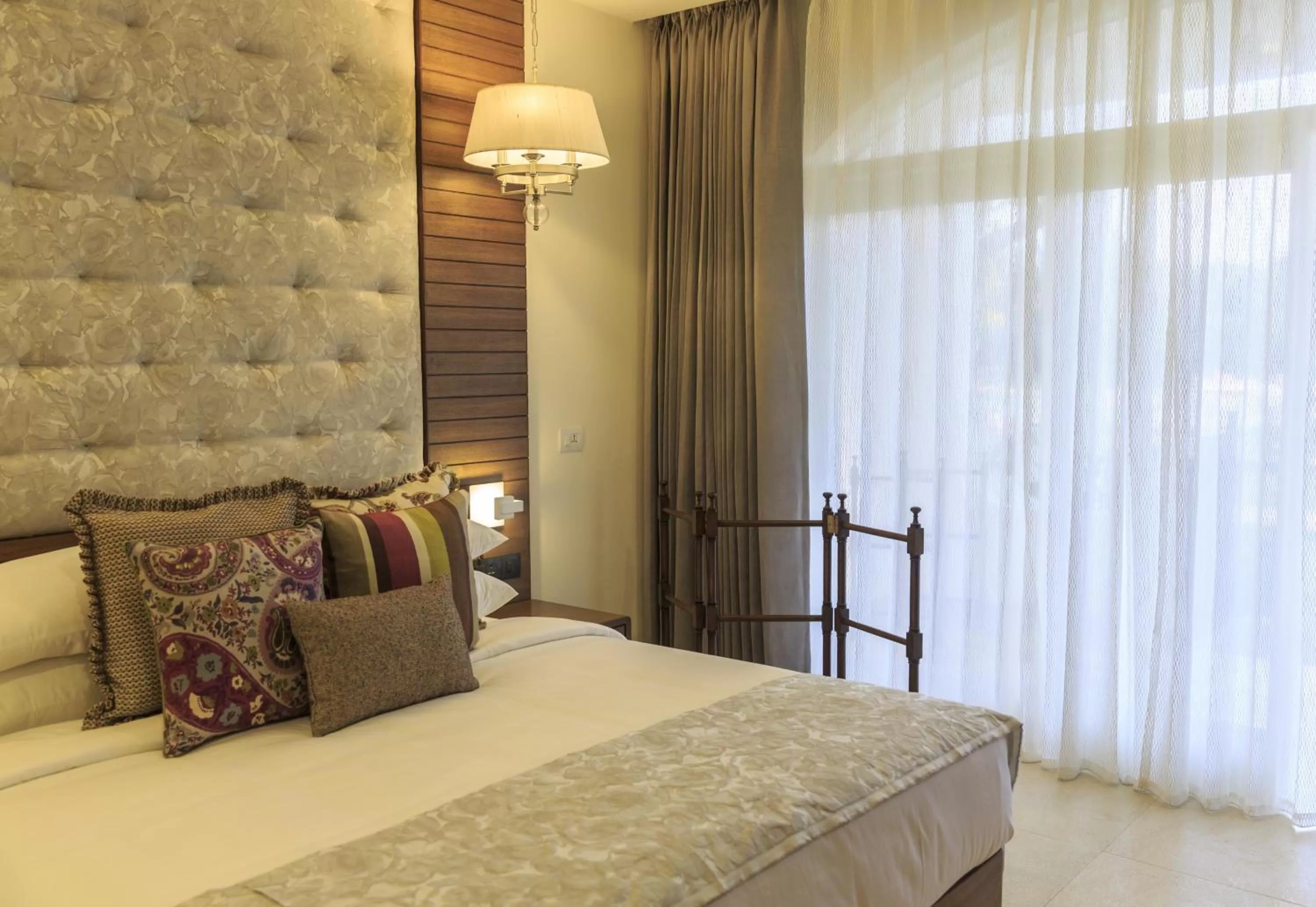 Bedroom, Bed in Acron Waterfront Resort