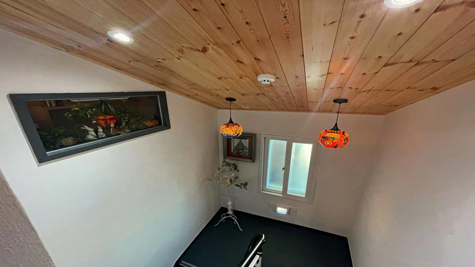 Area and facilities in The Road Hotel