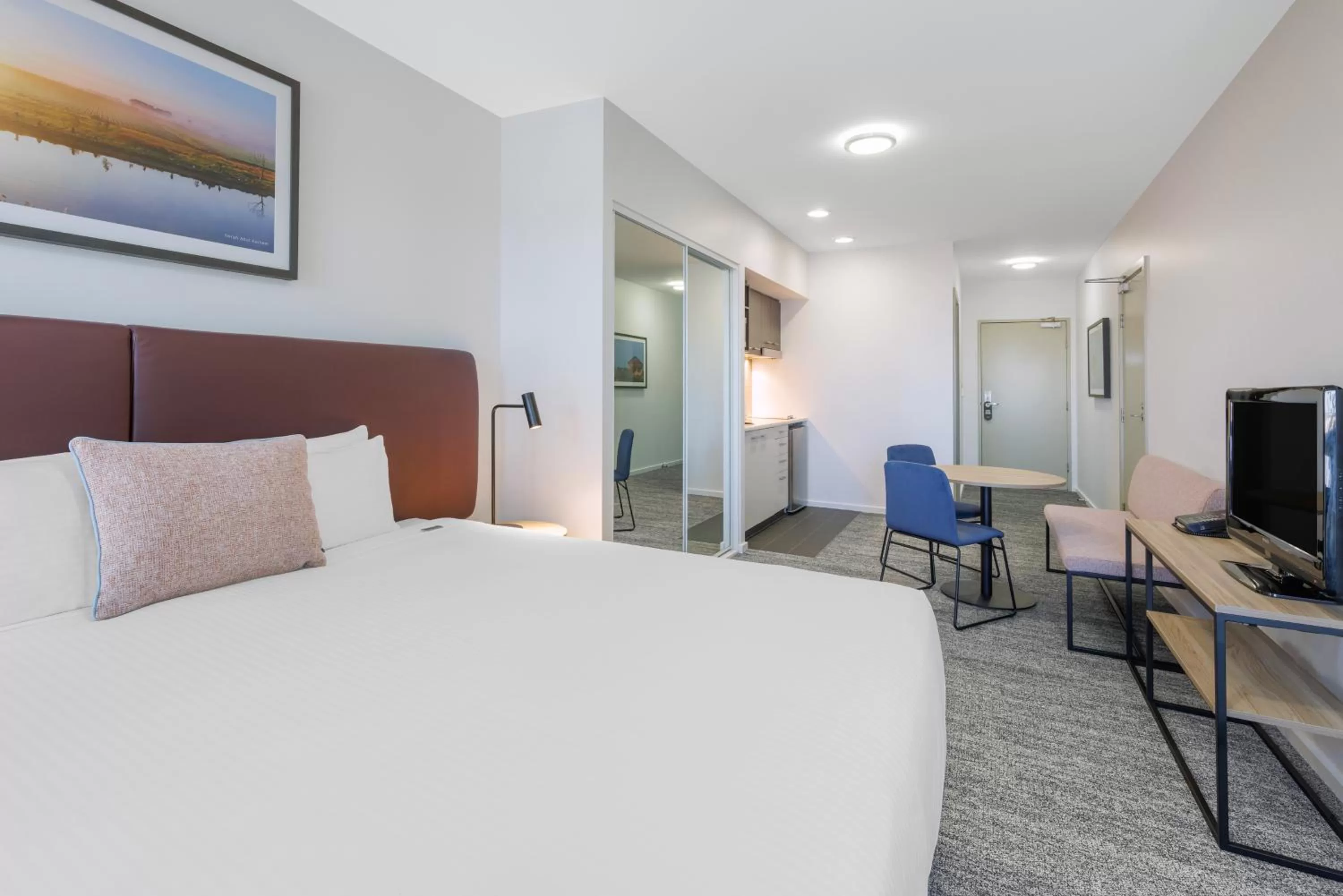 Photo of the whole room, Bed in Quest Werribee