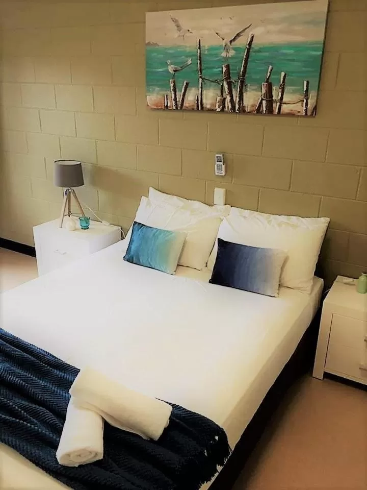Bed in Cardwell at the Beach