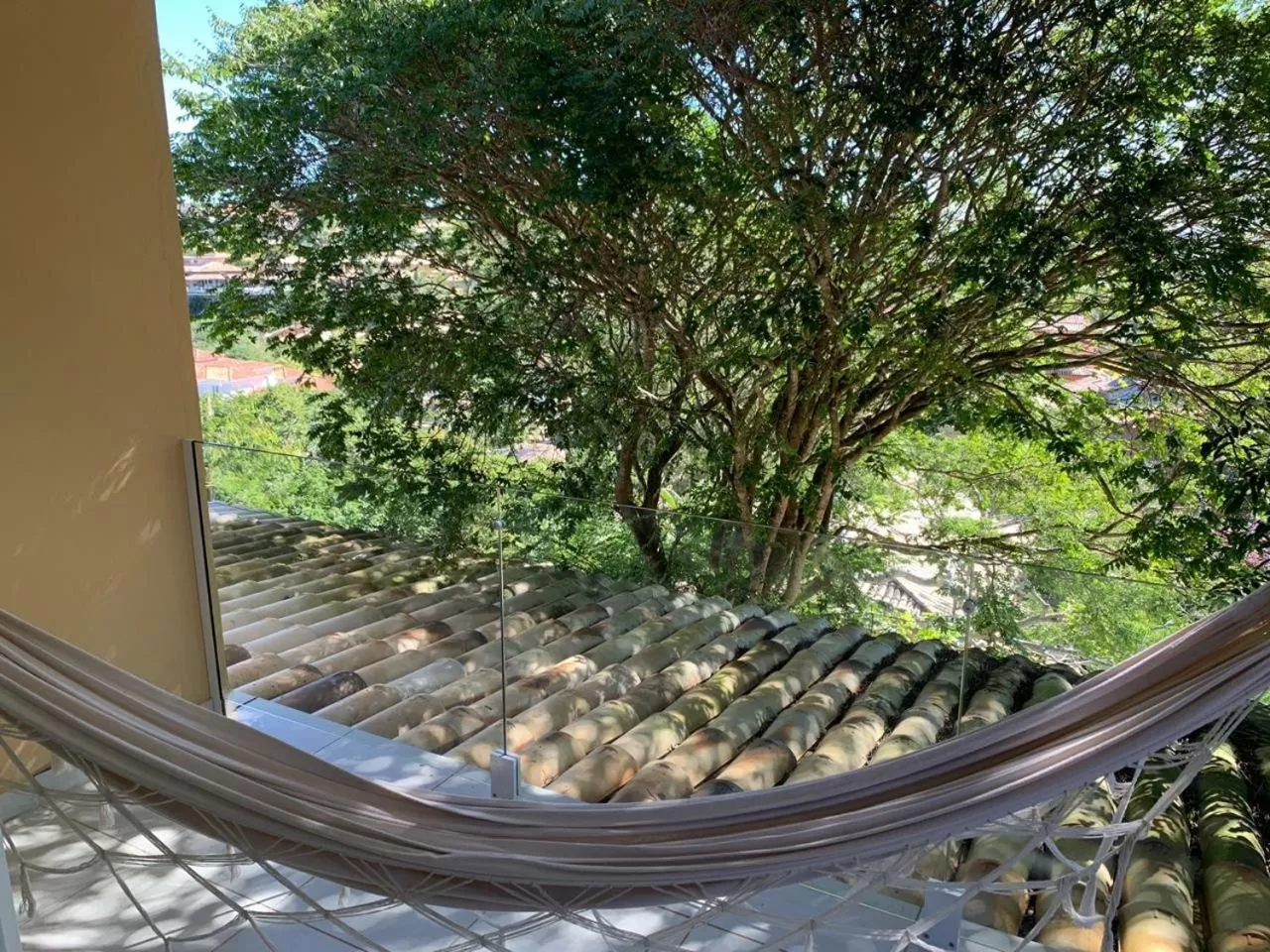 Praia da Ferradurinha Guest House