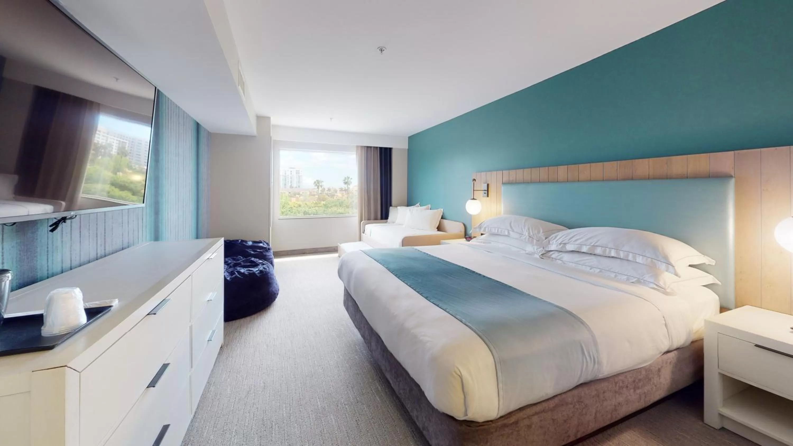 Bedroom, Bed in SunCoast Hotel Anaheim, Tapestry Collection by Hilton