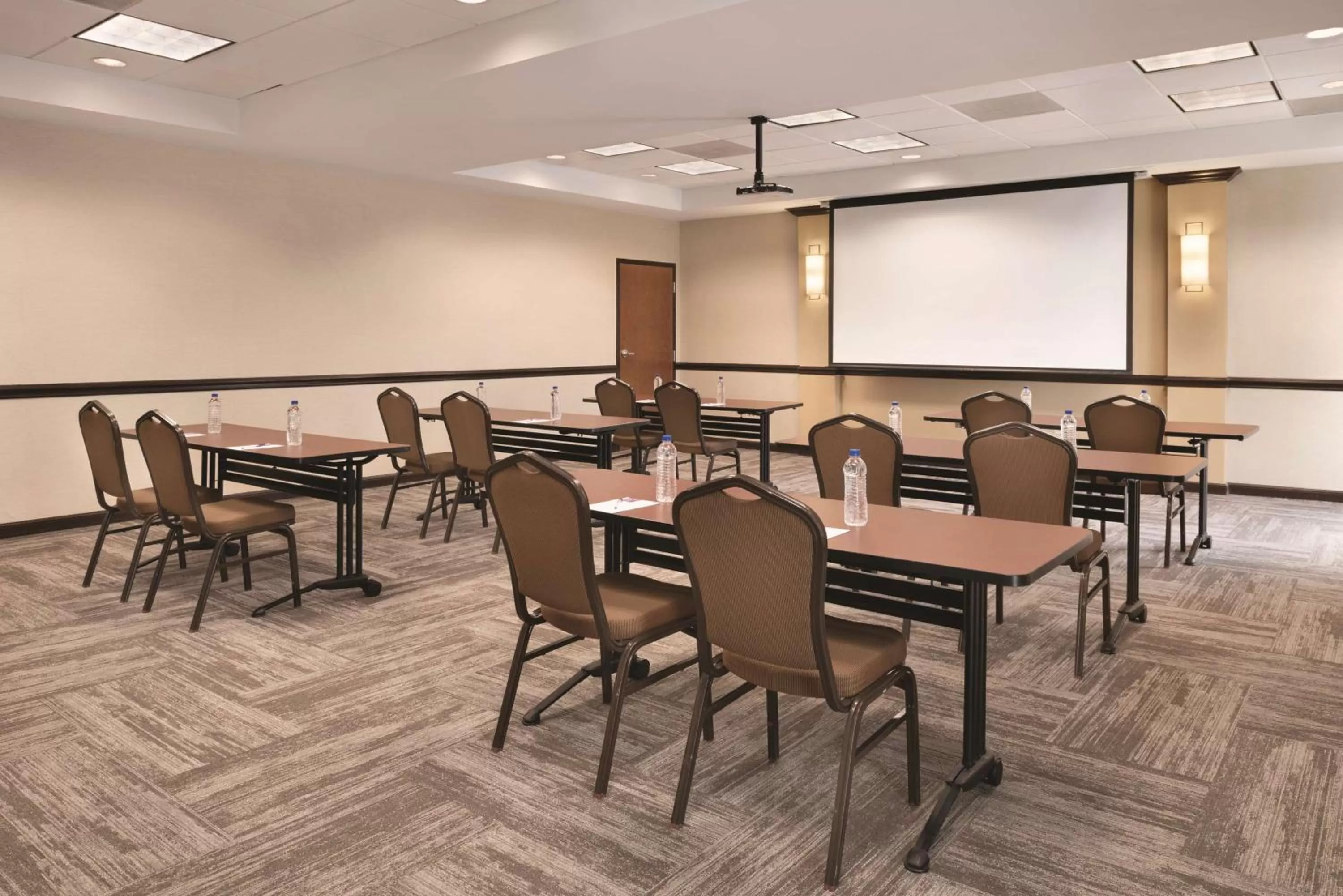 On site in Hyatt Place Chicago Hoffman Estates