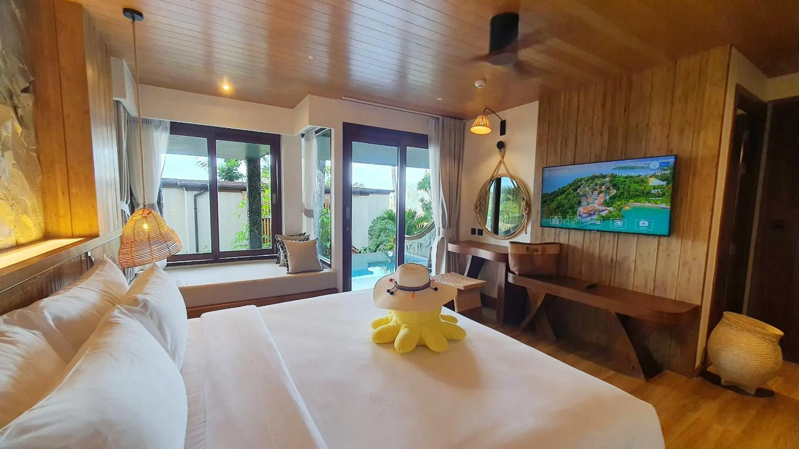 Studio Pool Villa King Bed in Sinae Phuket - SHA Extra Plus Studio Pool Villa King Bed in Sinae Phuket - SHA Extra Plus