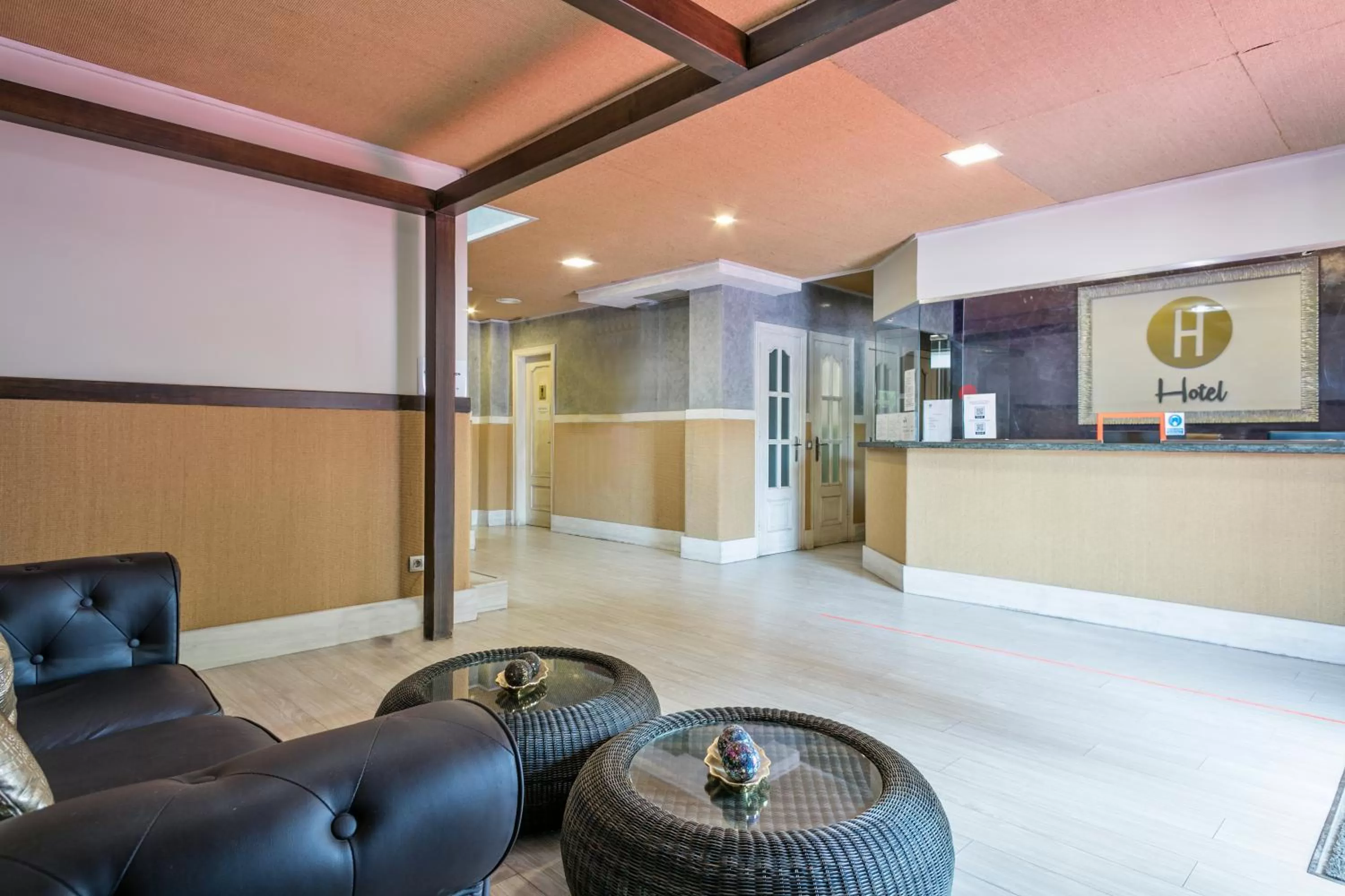Lobby or reception in Hotel Consentido