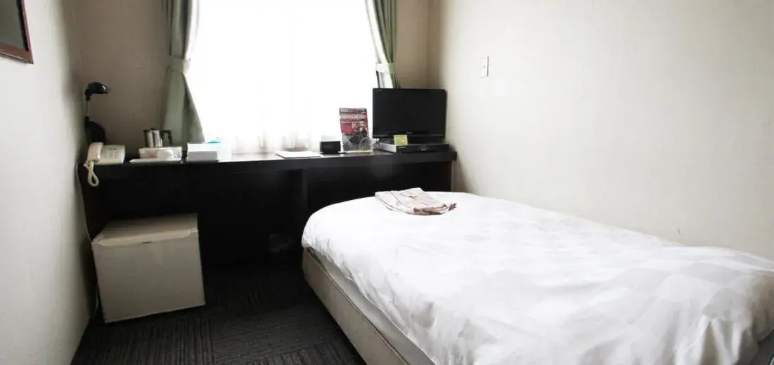 Single Room - single occupancy - Non-Smoking in Takamatsu City Hotel Single Room - single occupancy - Non-Smoking in Takamatsu City Hotel