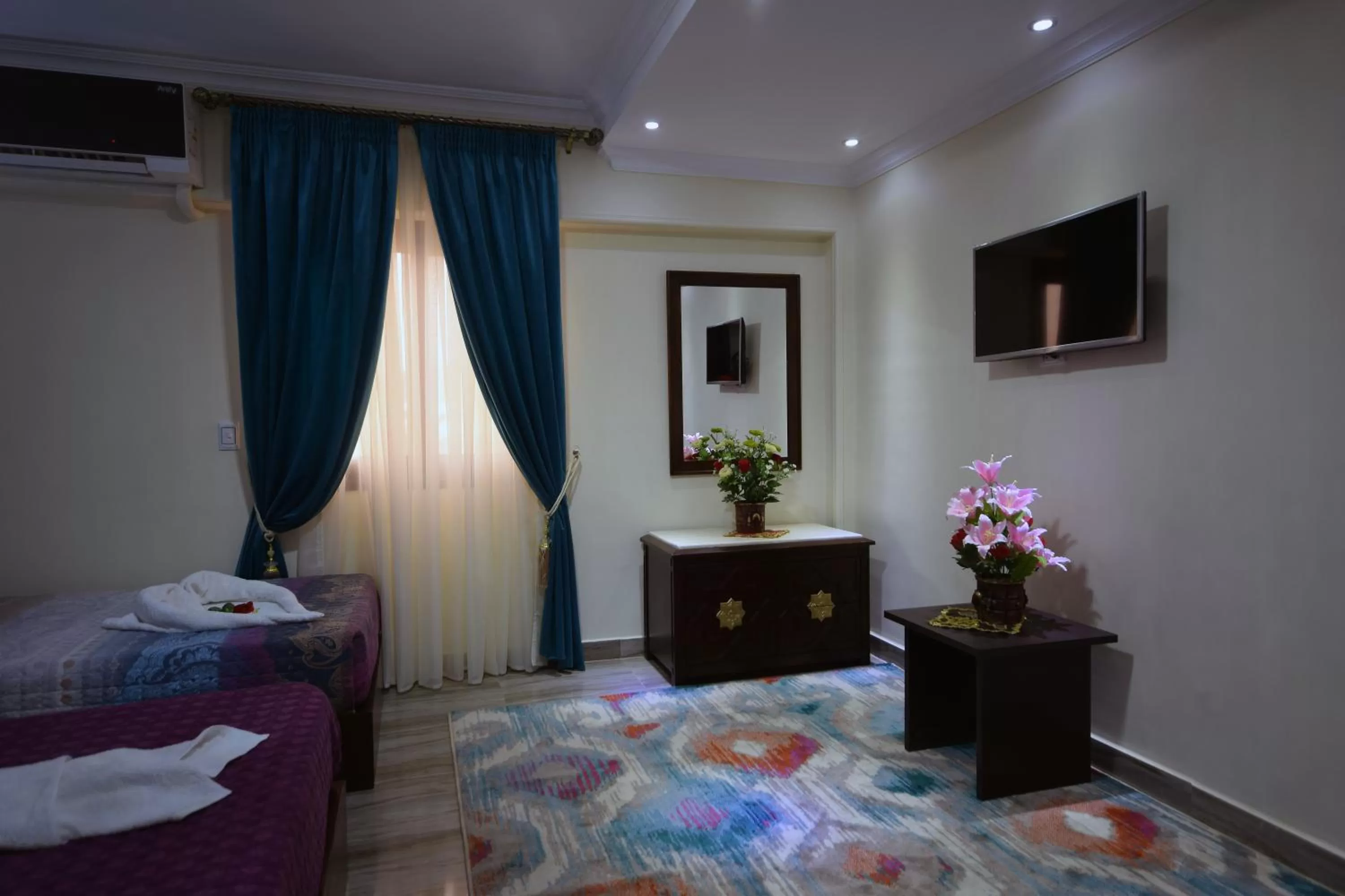 Photo of the whole room, Bed in Amin Hotel