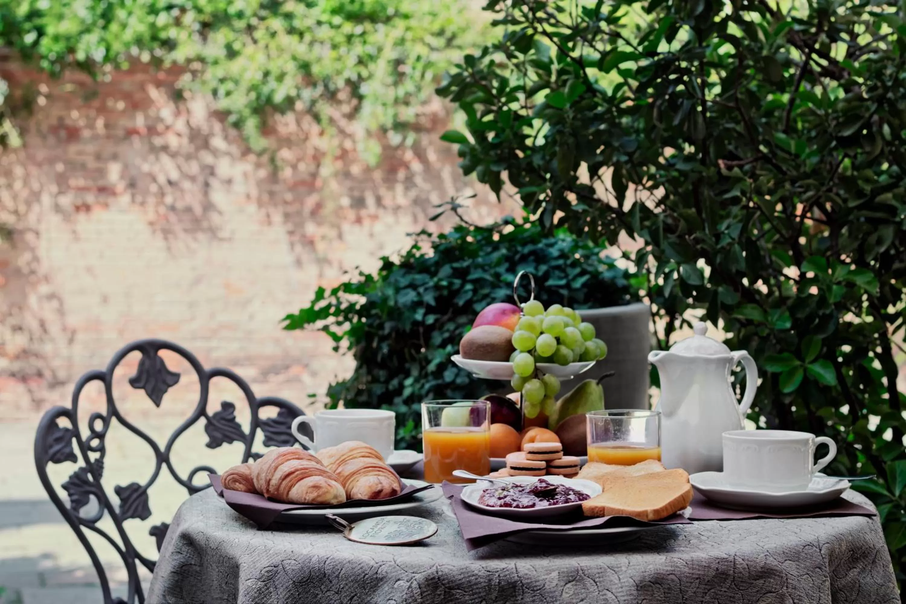 Food and drinks in Locanda Fiorita