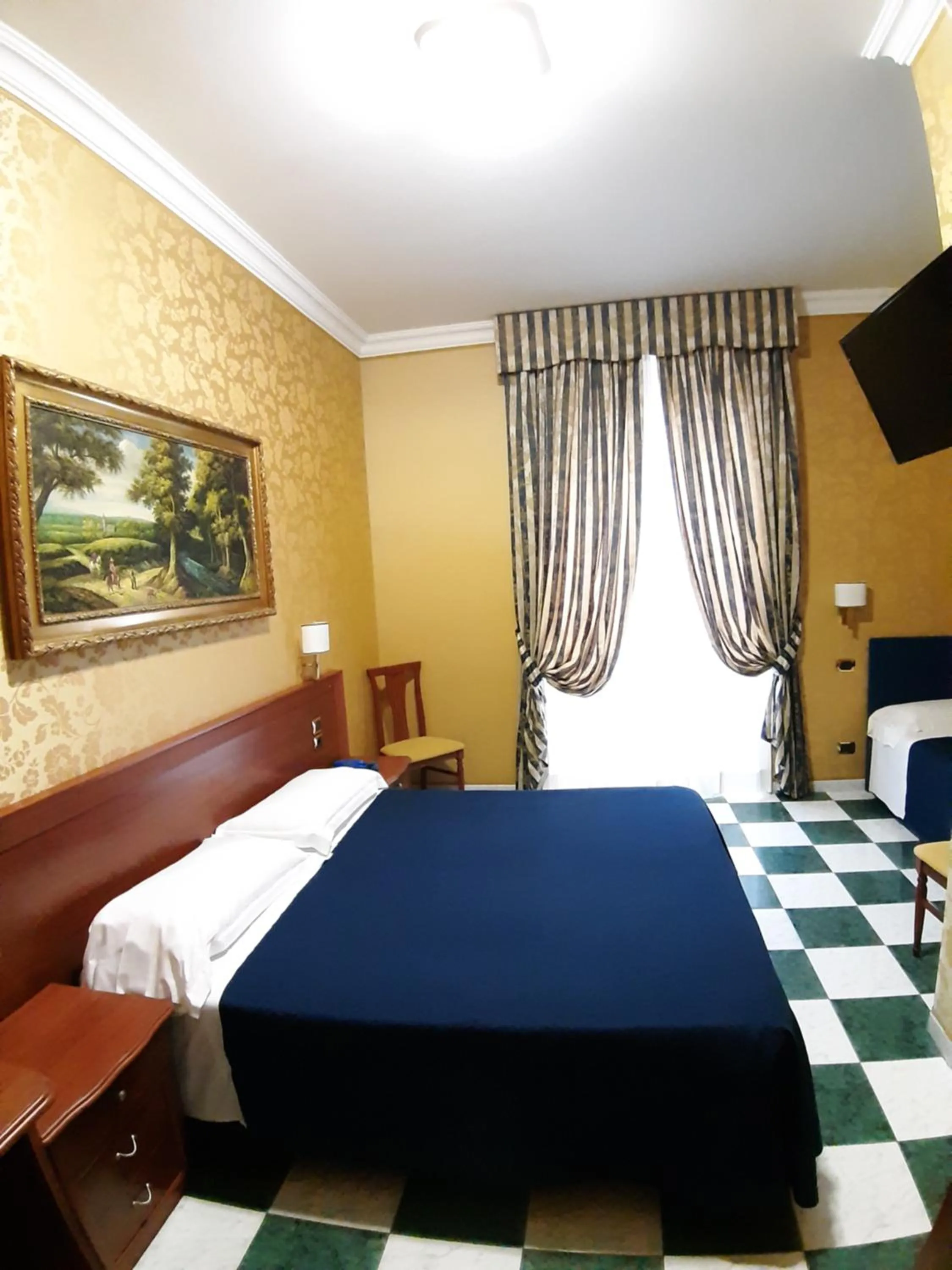 Bedroom, Bed in Hotel Mariano