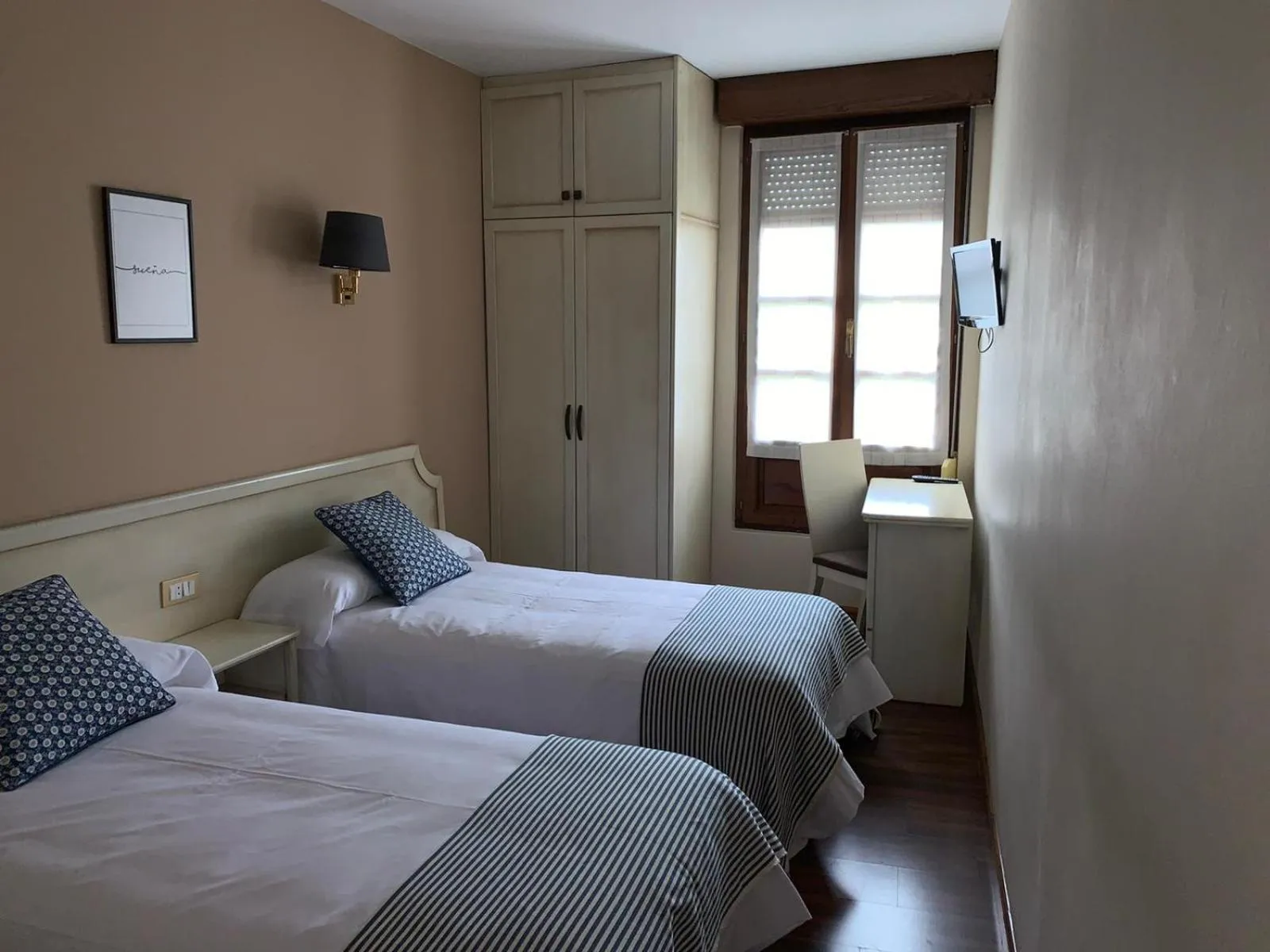 Bed in Hotel Los Robles