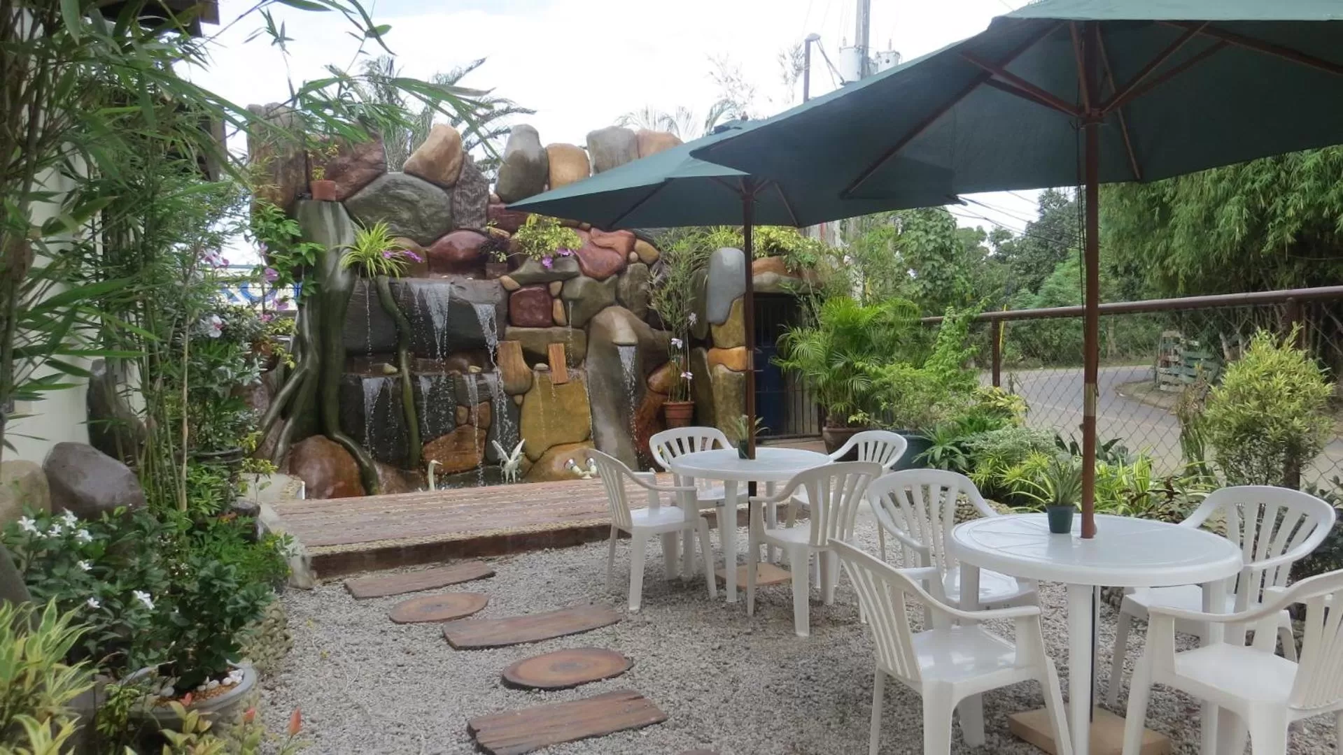 Garden view in Aerostop Hotel and Restaurant