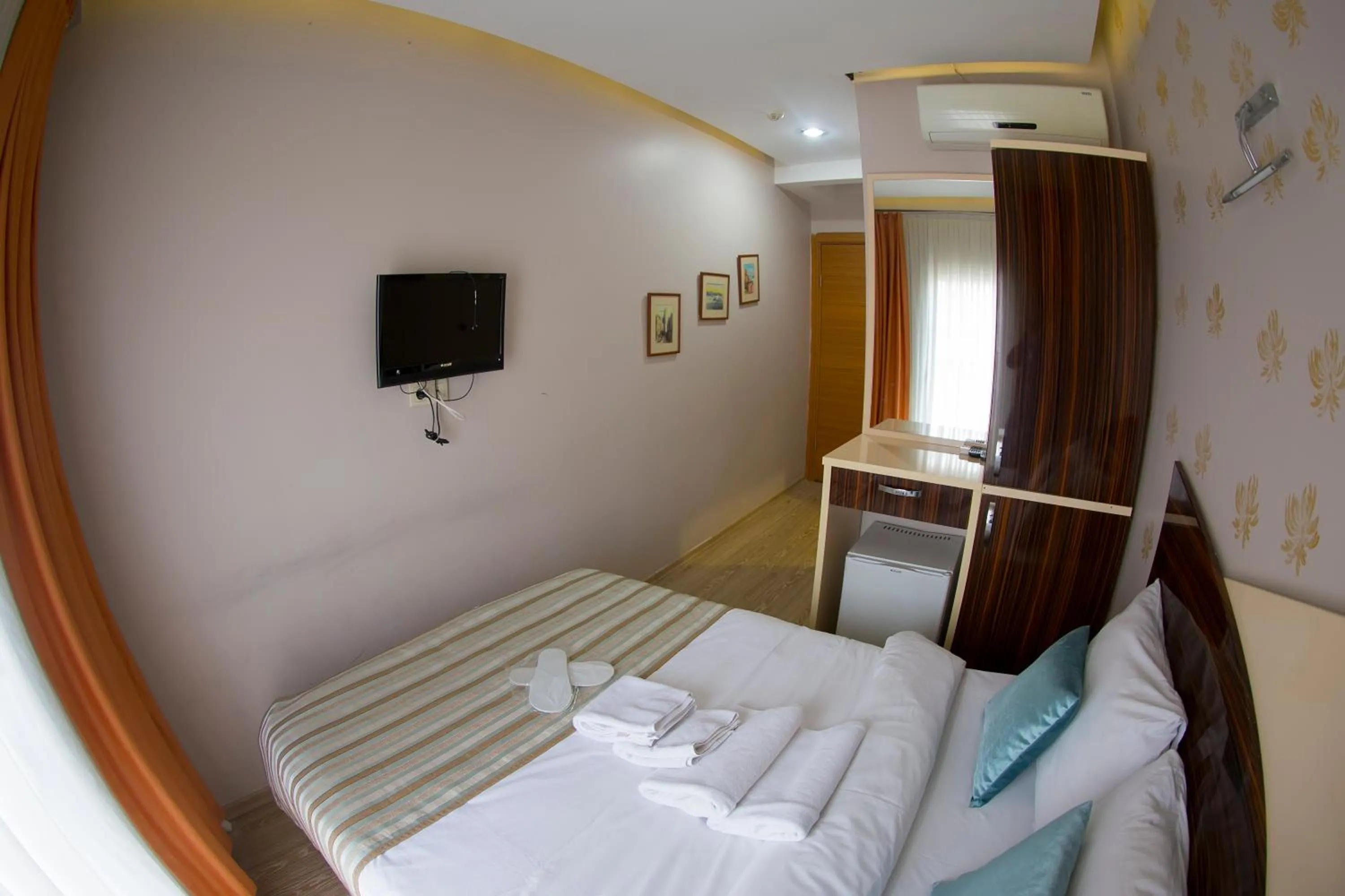 Bed in Ottoman Time Hotel