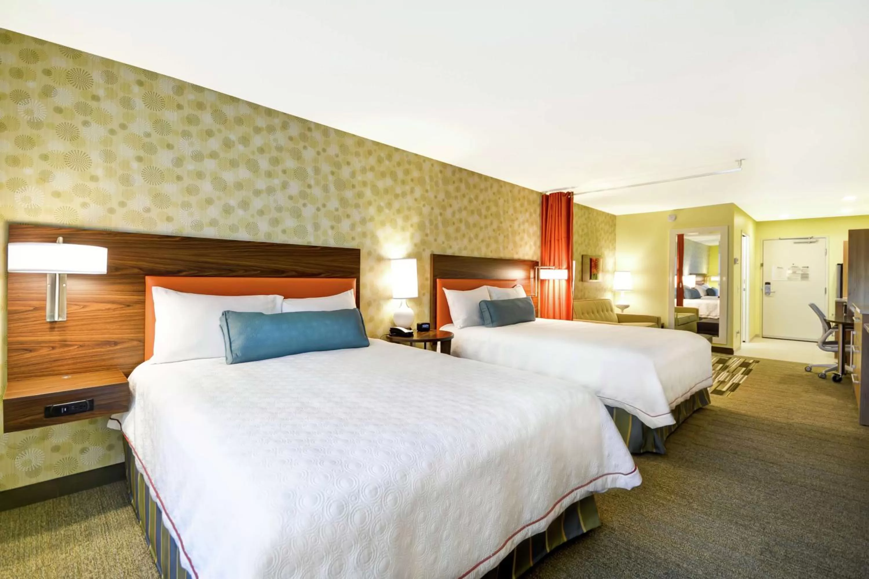 Bed in Home2 Suites By Hilton Rapid City