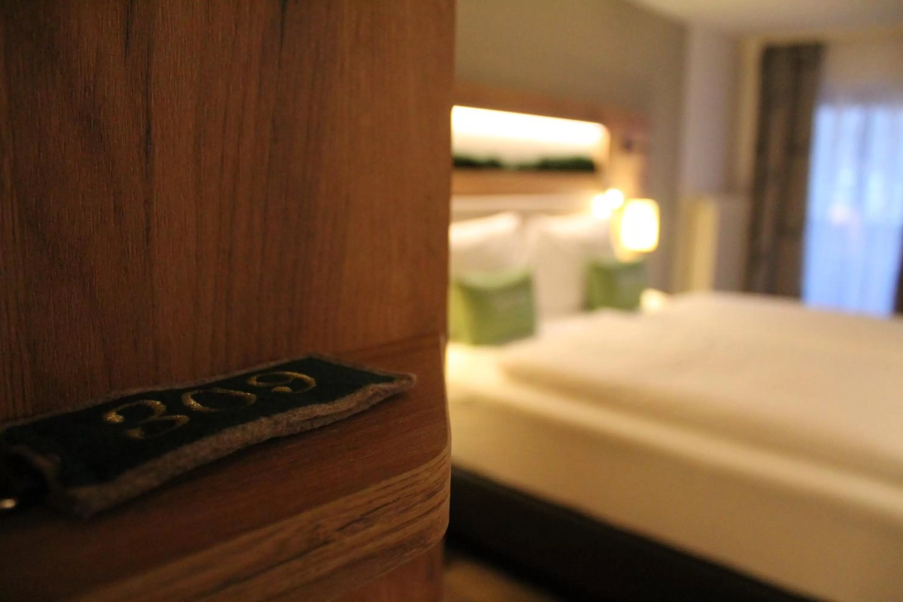 Photo of the whole room, Bed in Seehotel zur Post