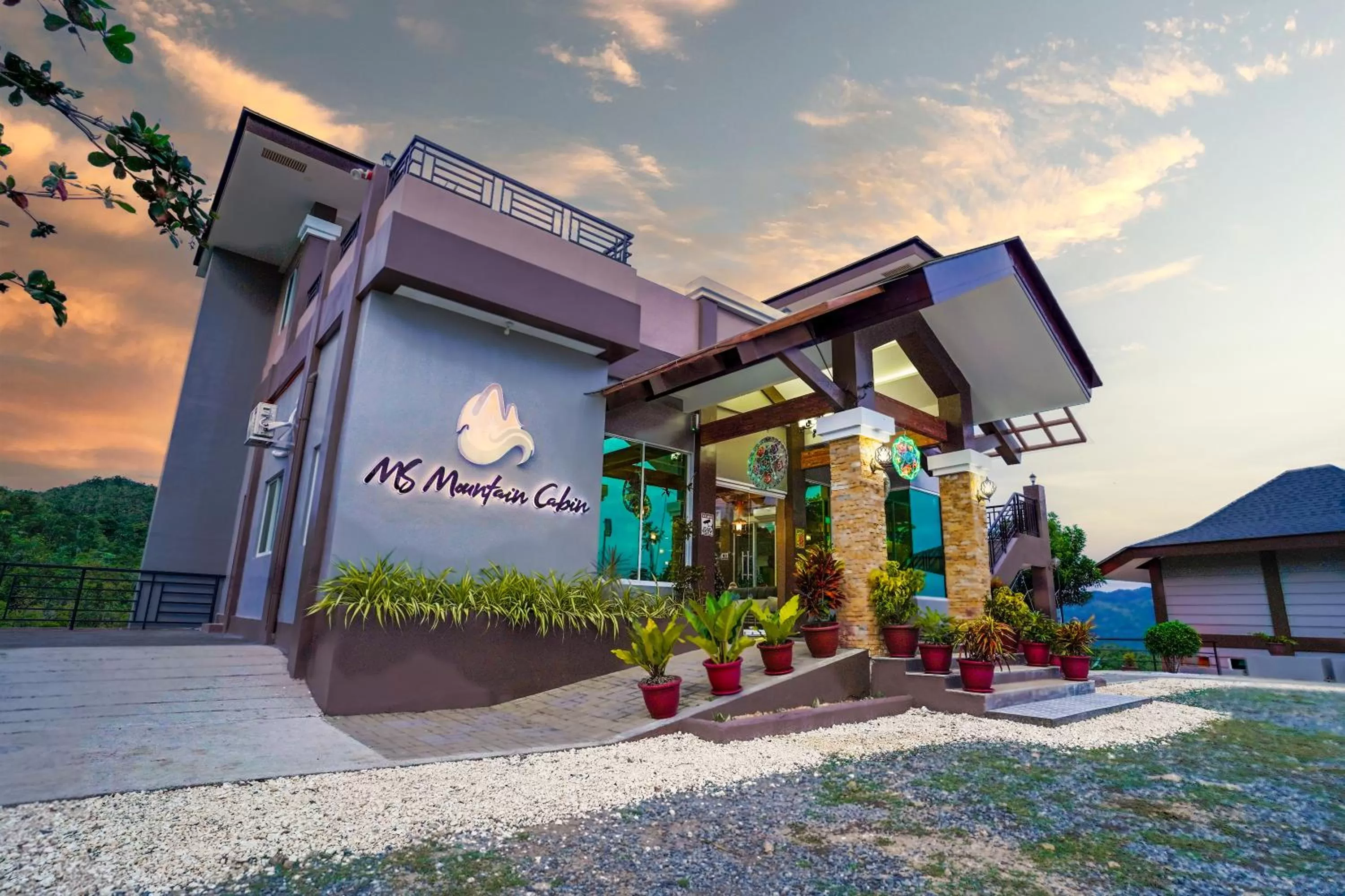 Property building in MS Mountain Cabin