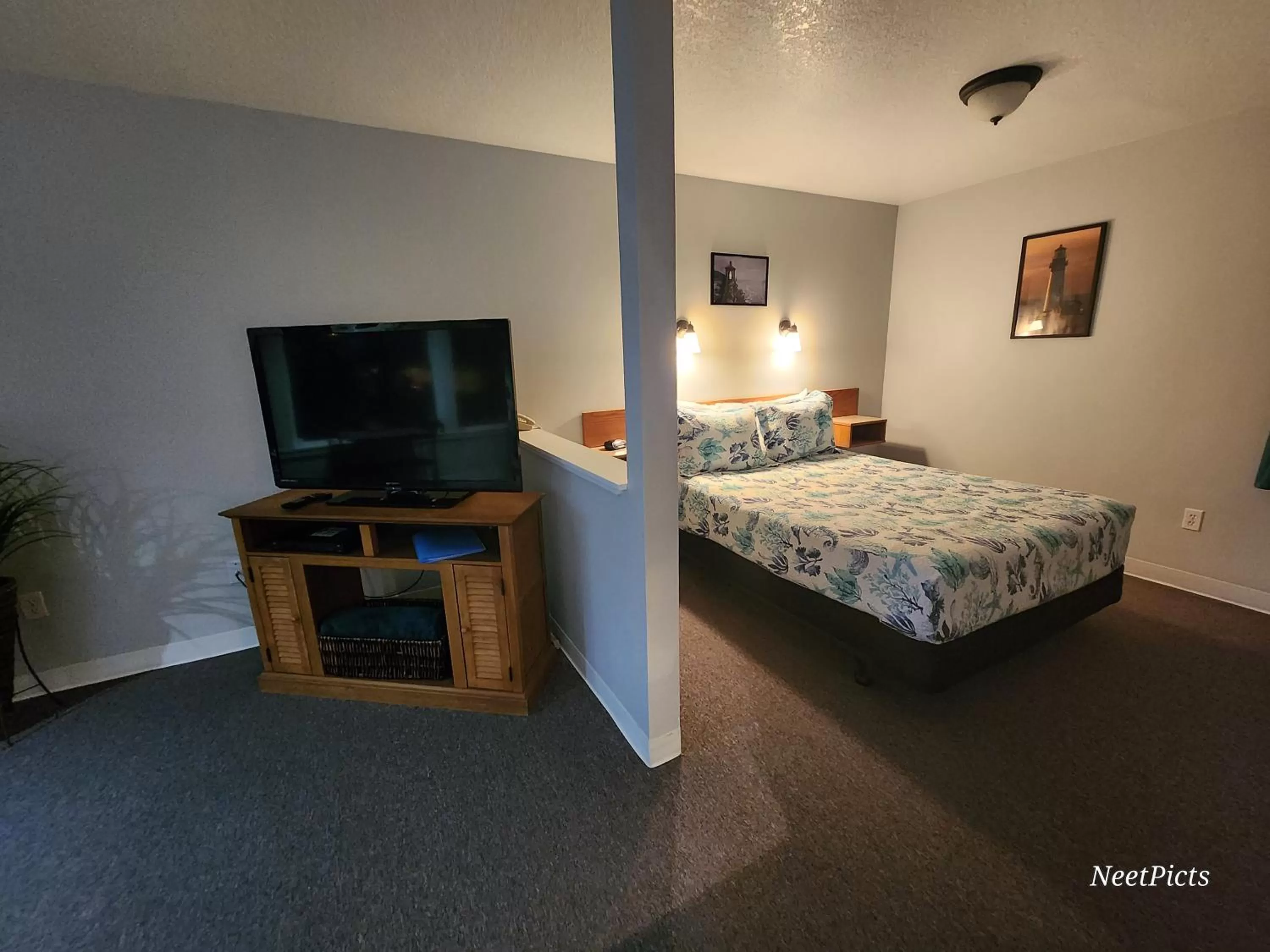 Bedroom, Bed in Inn at Arch Rock