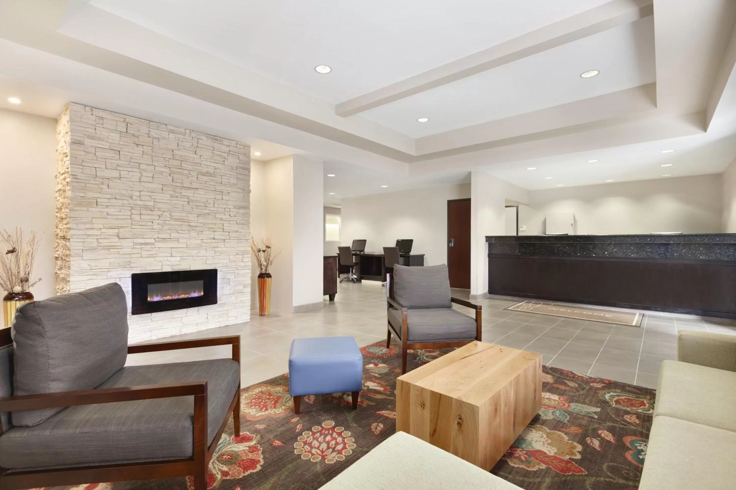 Lobby or reception in Country Inn & Suites by Radisson, Fresno North, CA