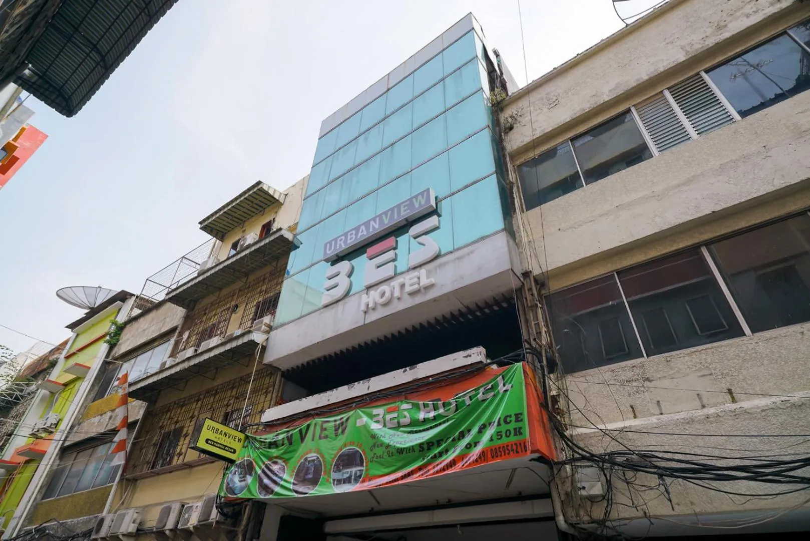 Property Building in Urbanview Hotel Bes Mangga Besar by RedDoorz