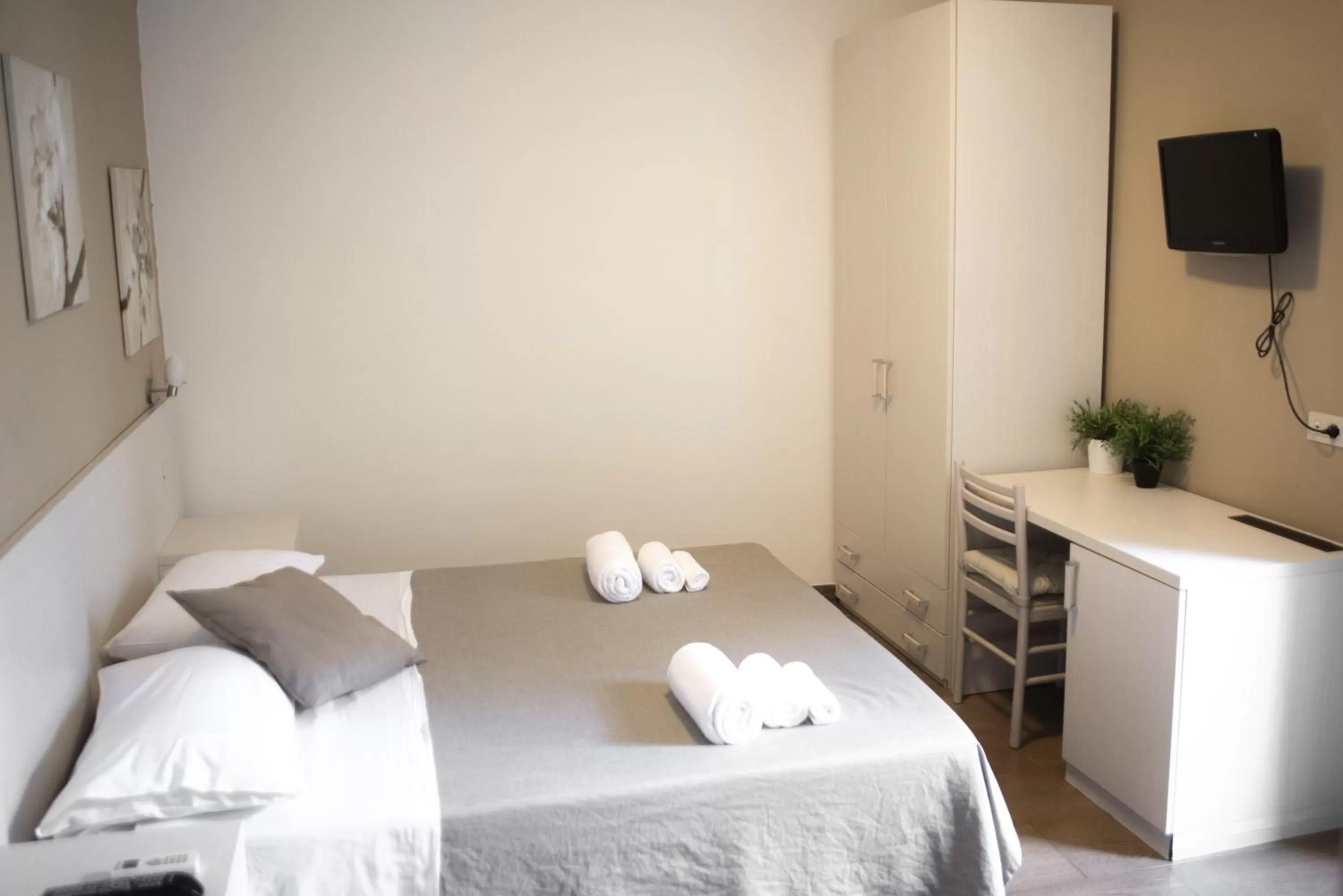 Bed in Anna Guest House