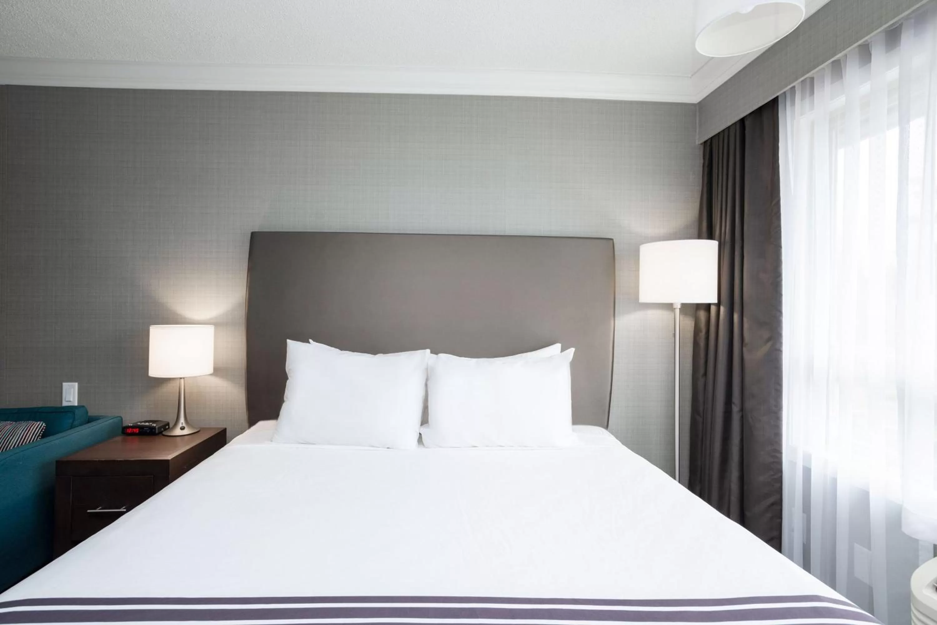 Photo of the whole room, Bed in Sandman Hotel Revelstoke