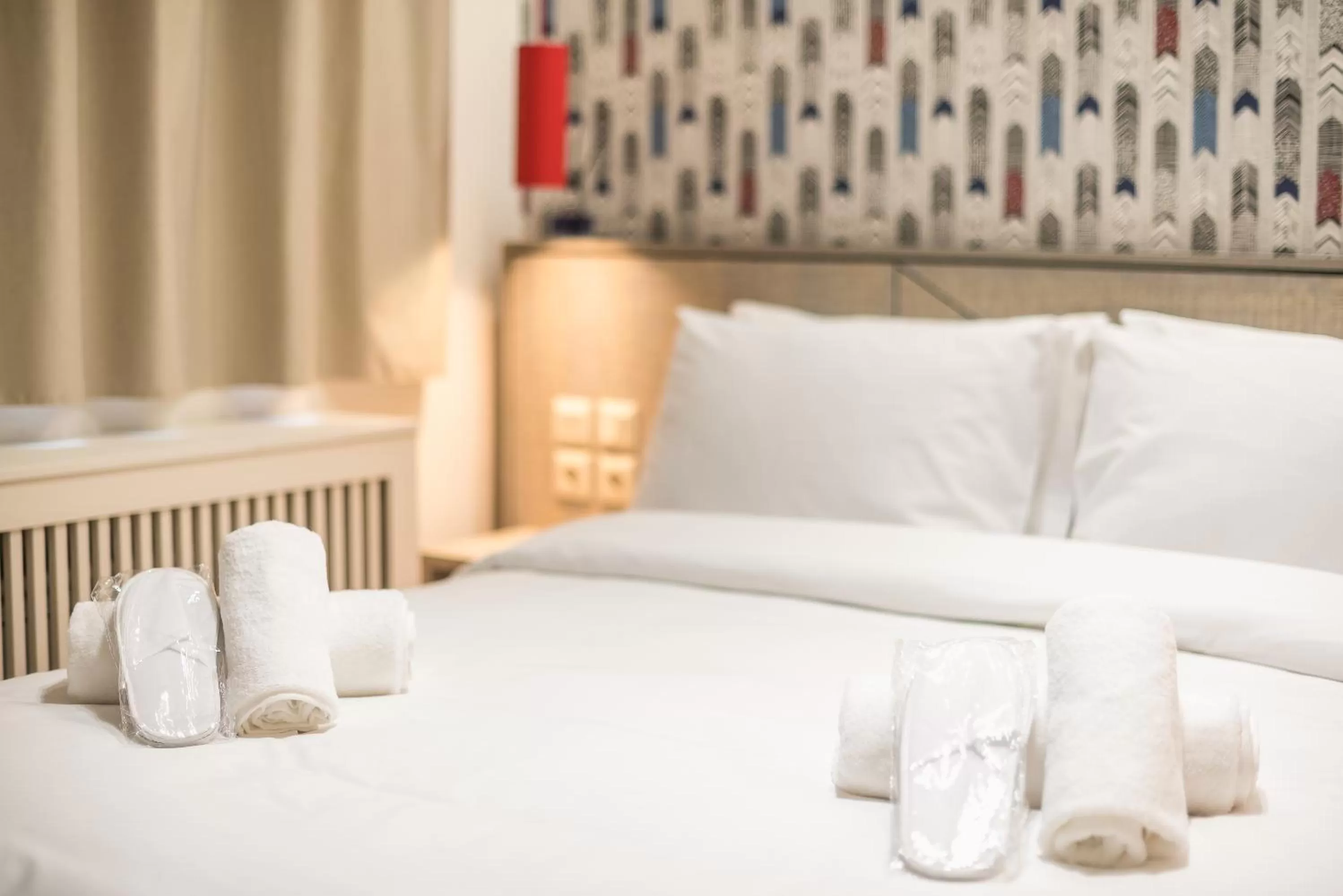 Bedroom, Bed in Athens Lights