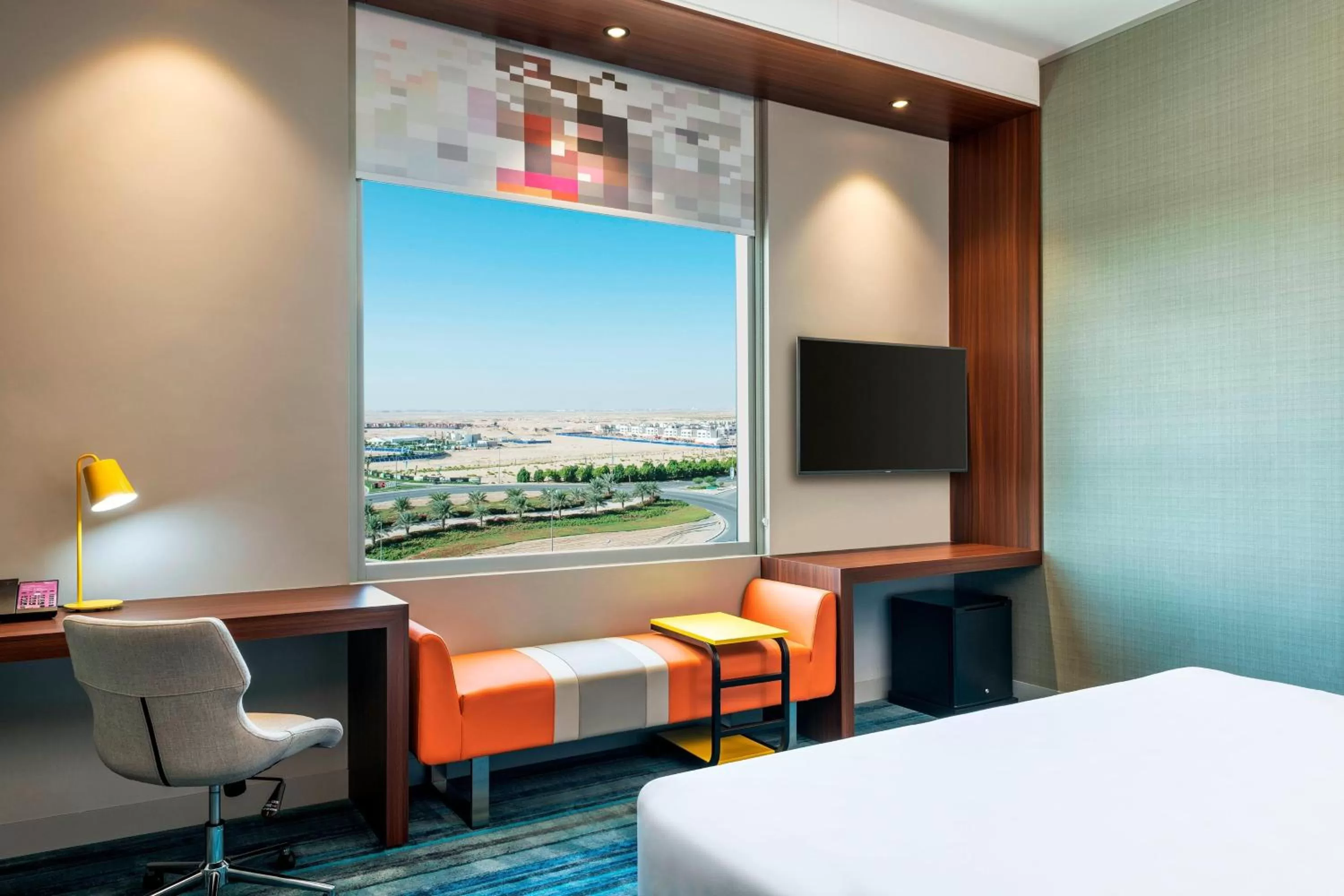 Photo of the whole room, Bed in Aloft Dubai South