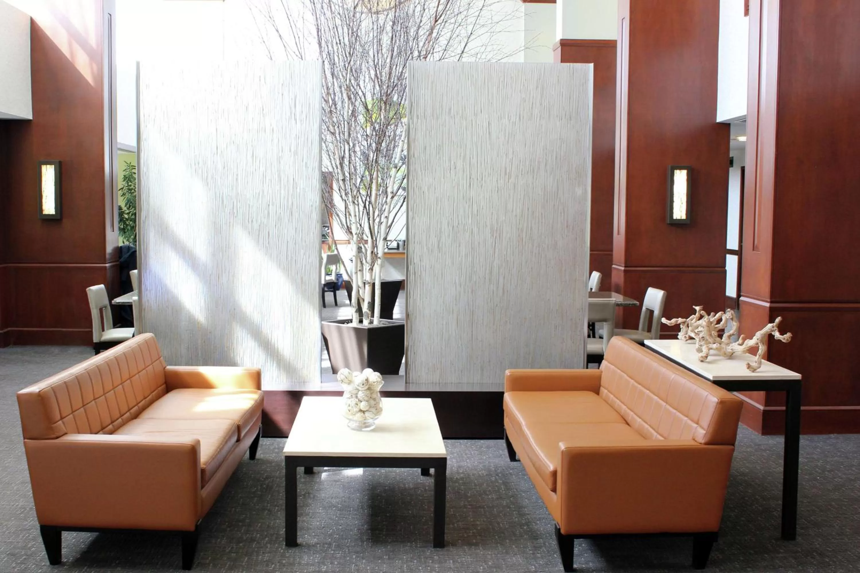 Lobby or reception in DoubleTree by Hilton Hotel Boston Bayside