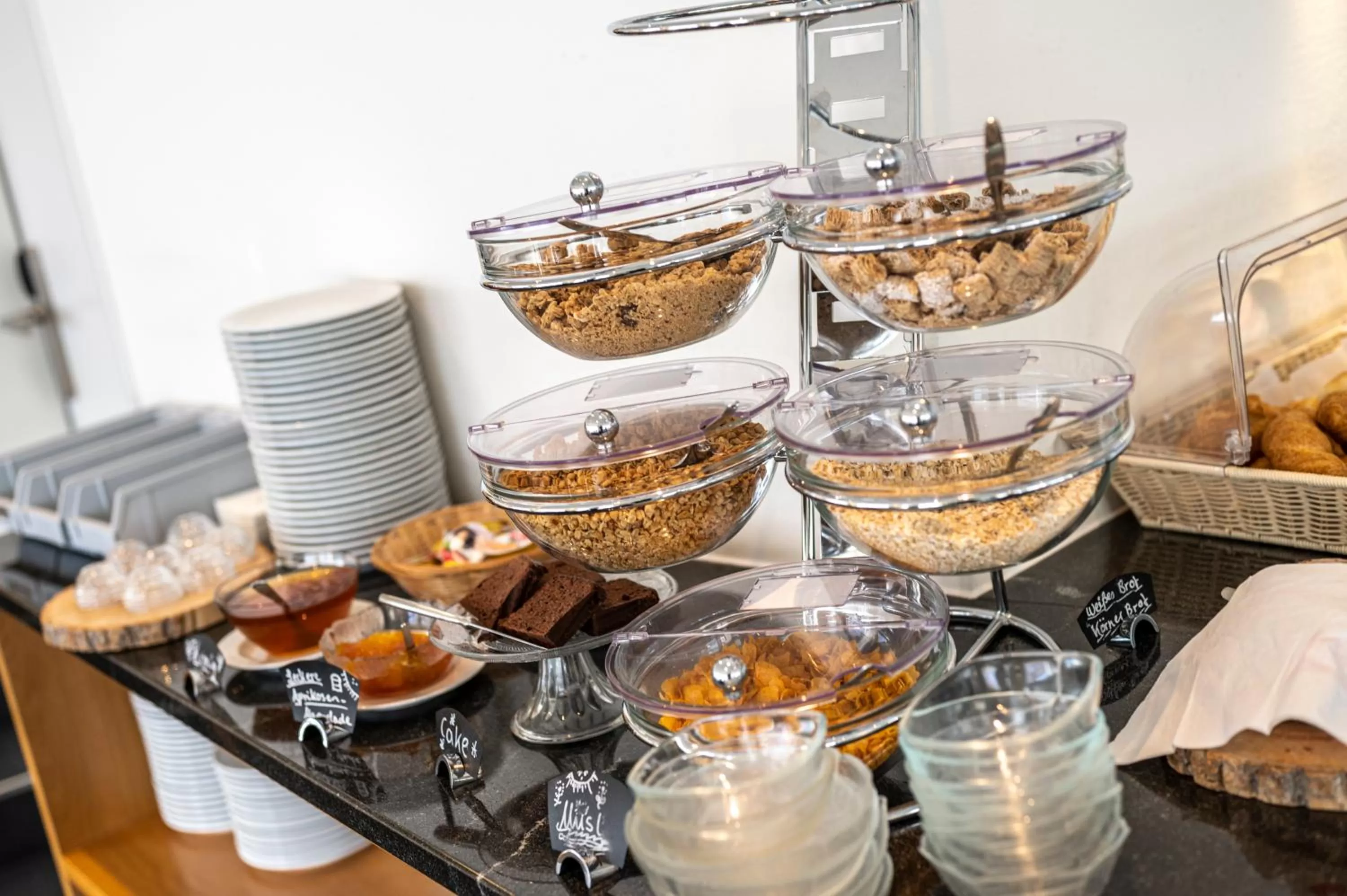 Breakfast in Hotel Oltnerhof - Self Check in