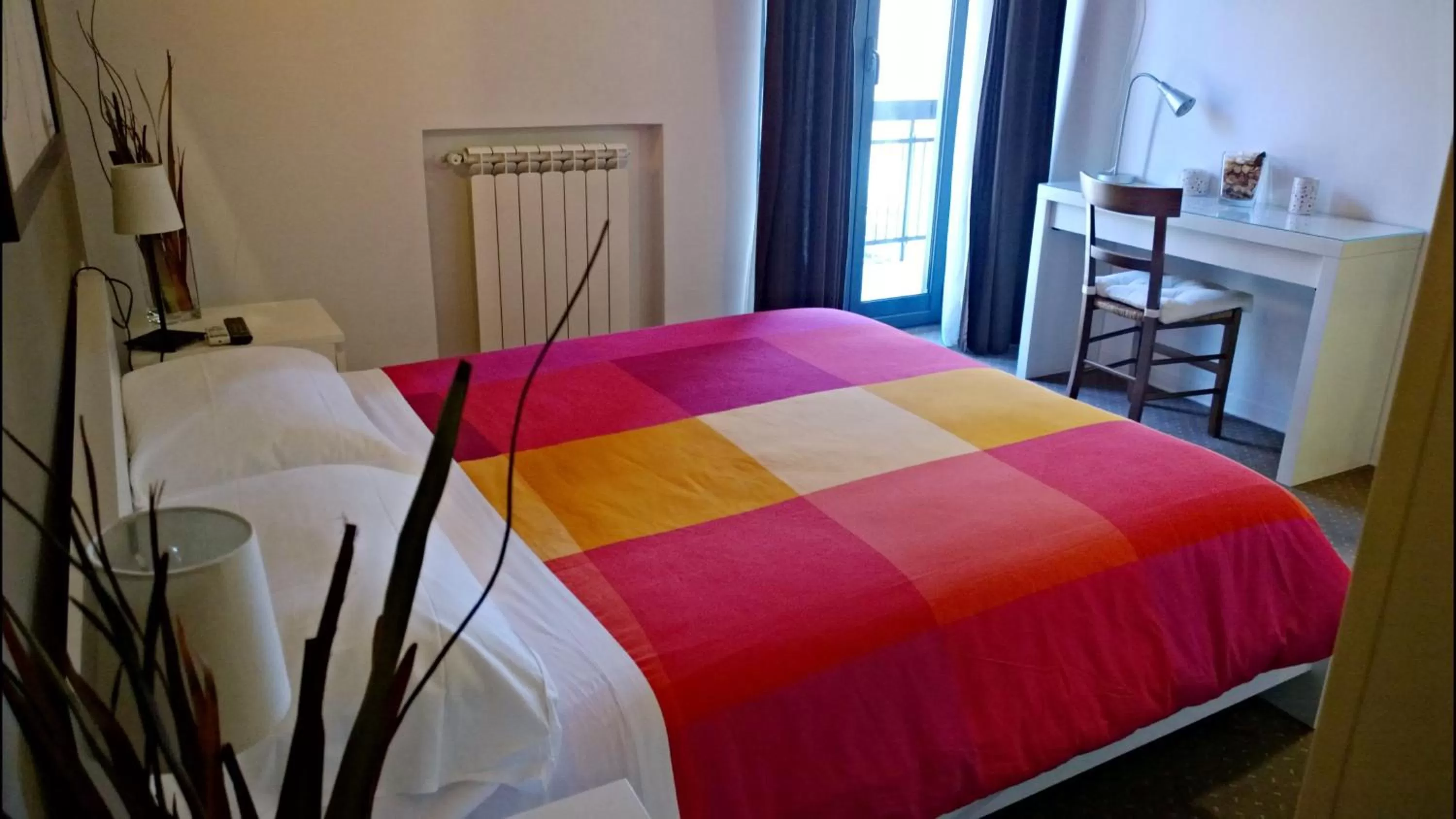 Photo of the whole room, Bed in Almi Rooms