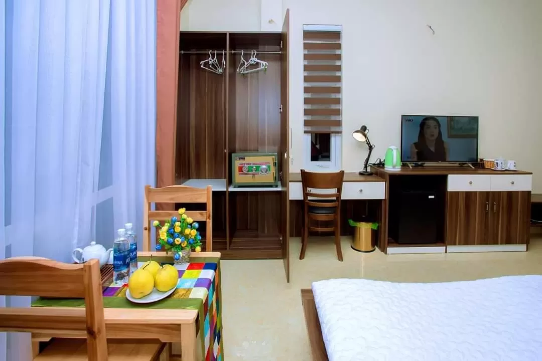 Bed in Friendly Home Hotel