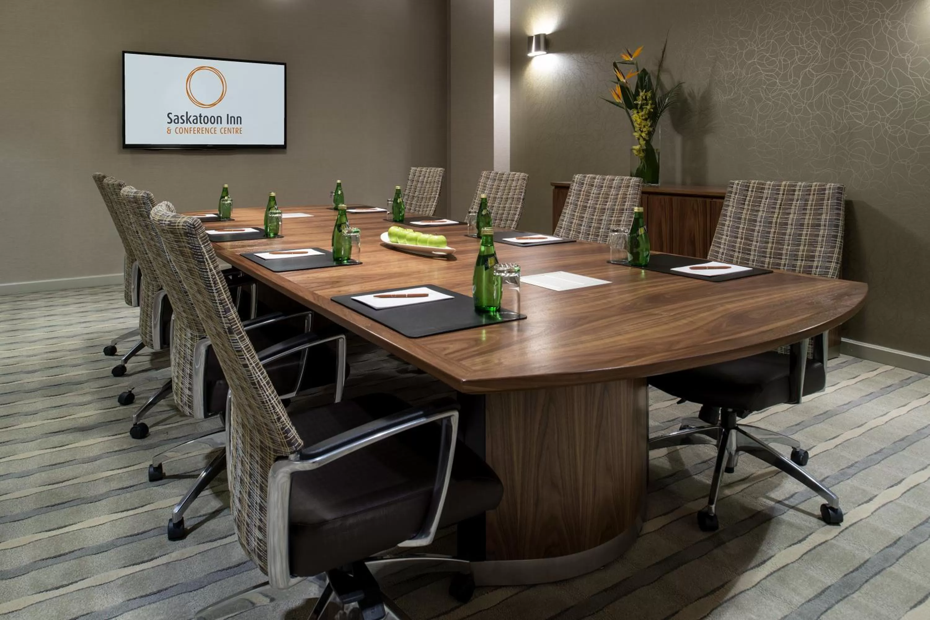 Meeting/conference room in Saskatoon Inn & Conference Centre