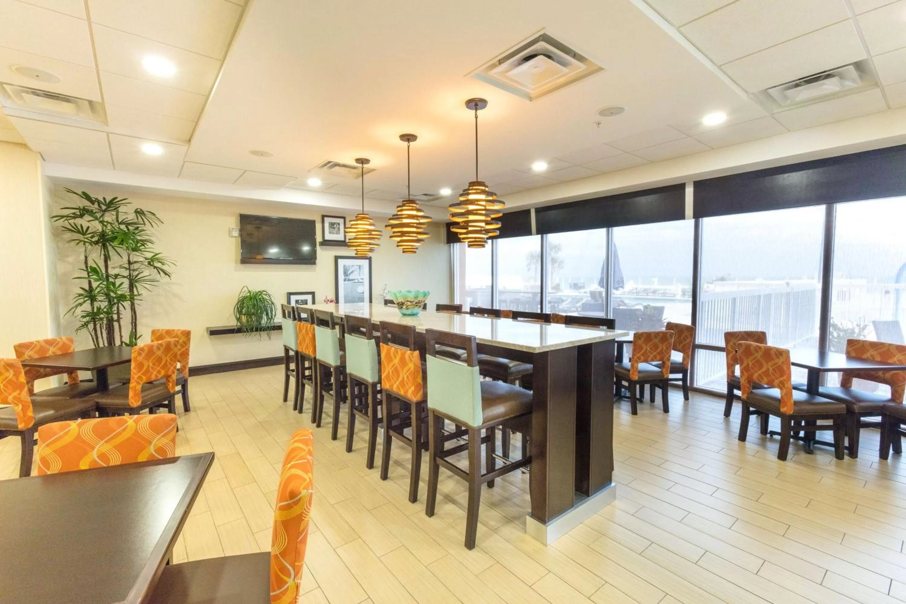 Breakfast in Hampton Inn Daytona Beach/Beachfront