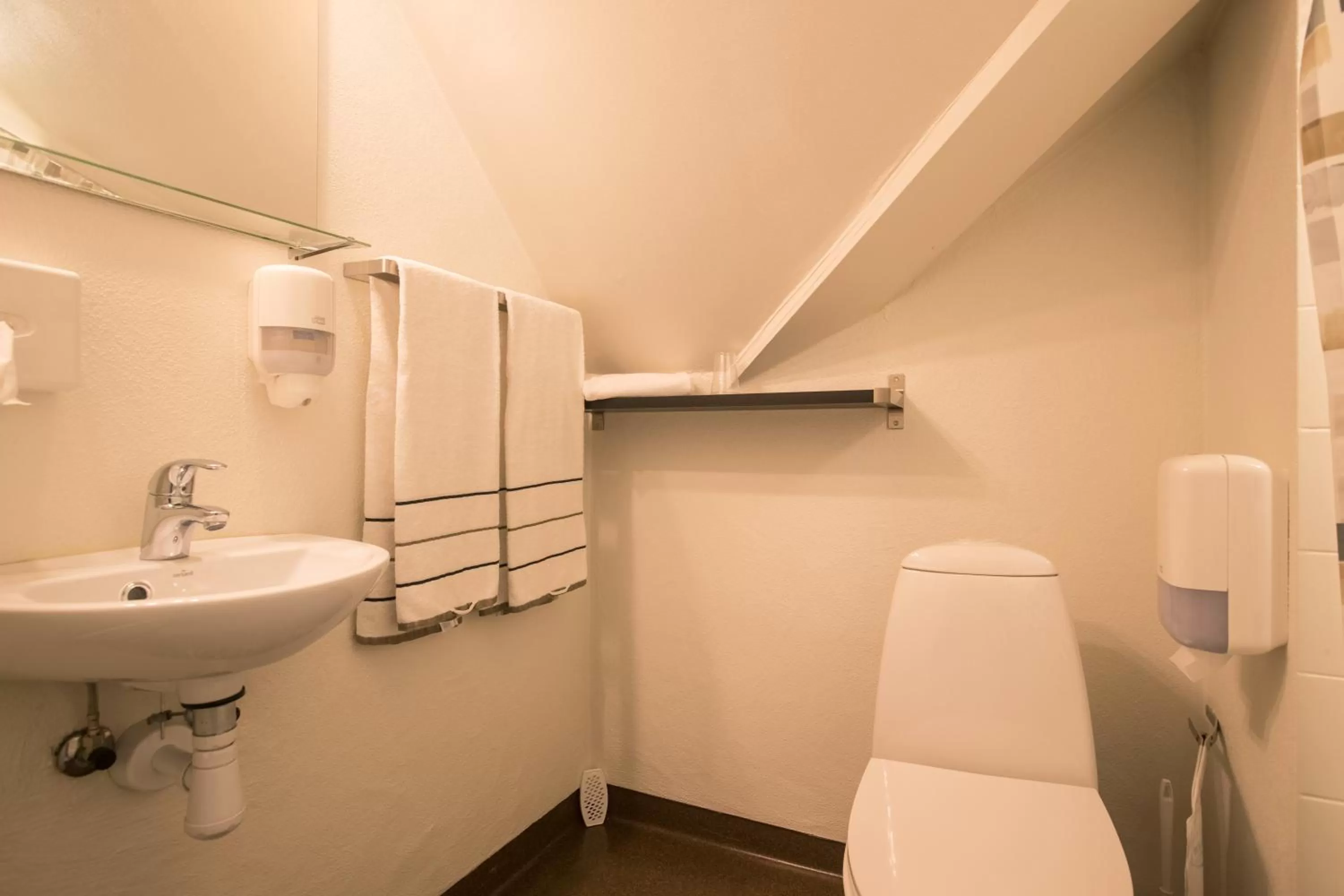 Shower in Hotel Postgaarden i Mariager