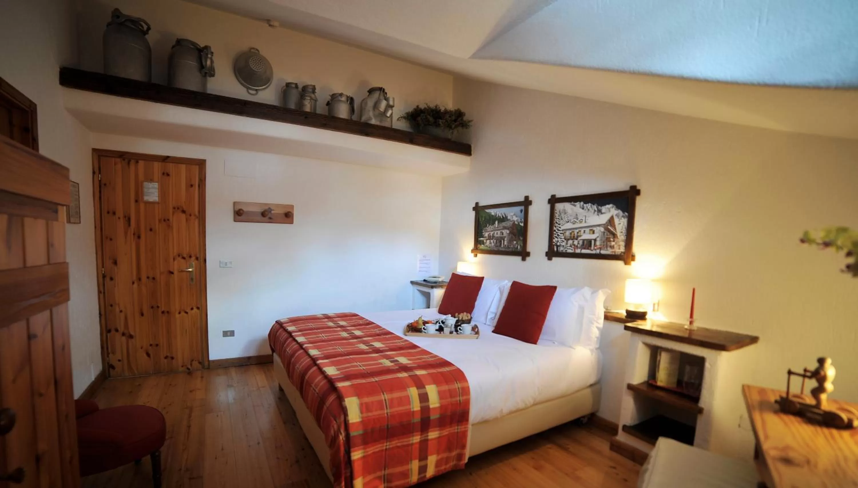 Pets in Hotel La Grange - Animal Chic Hotel