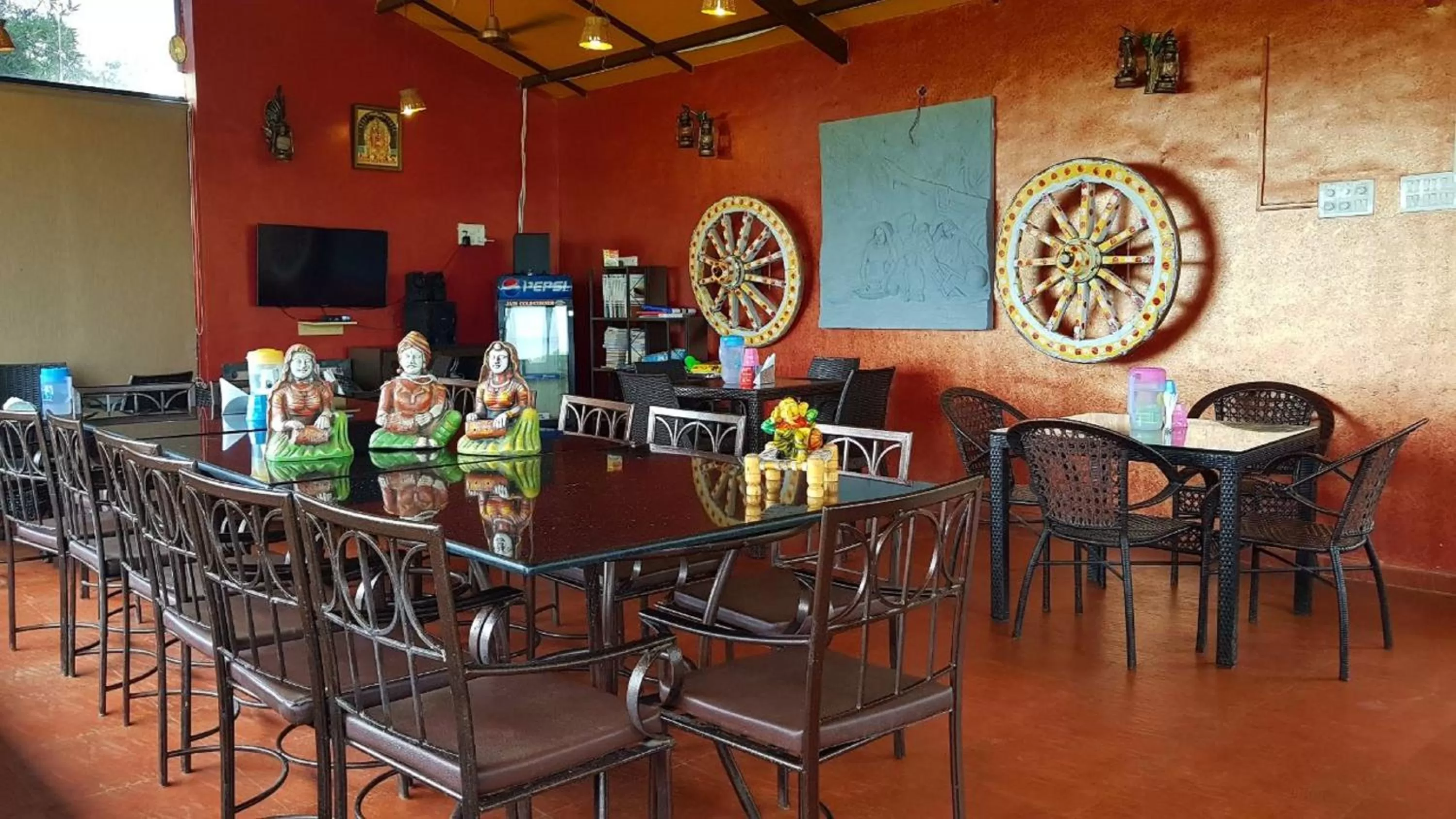 Restaurant/places to eat in Jayshin Lake Vaitarna Resort - Igatpuri