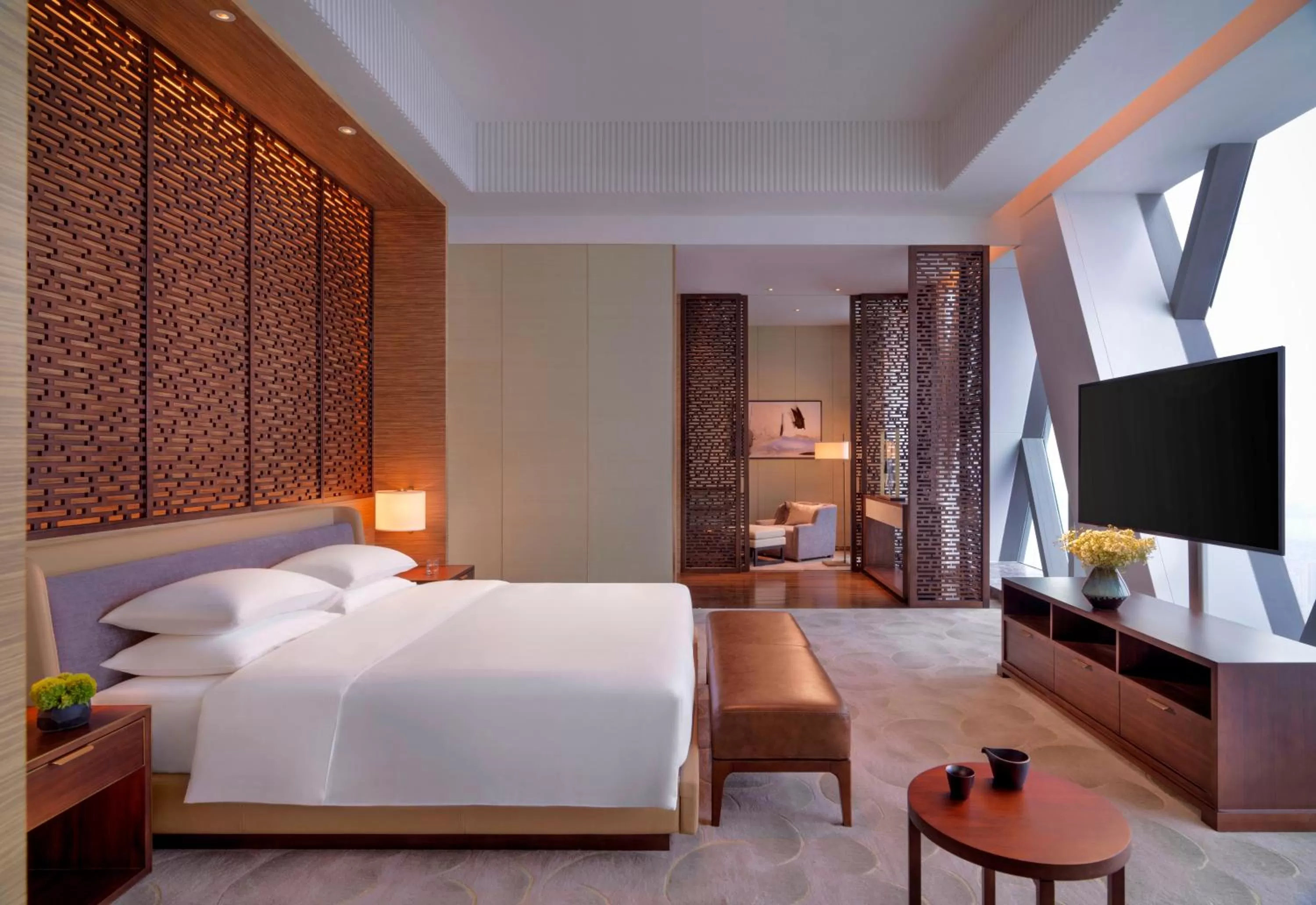 Bed in Hyatt Regency Zhenjiang