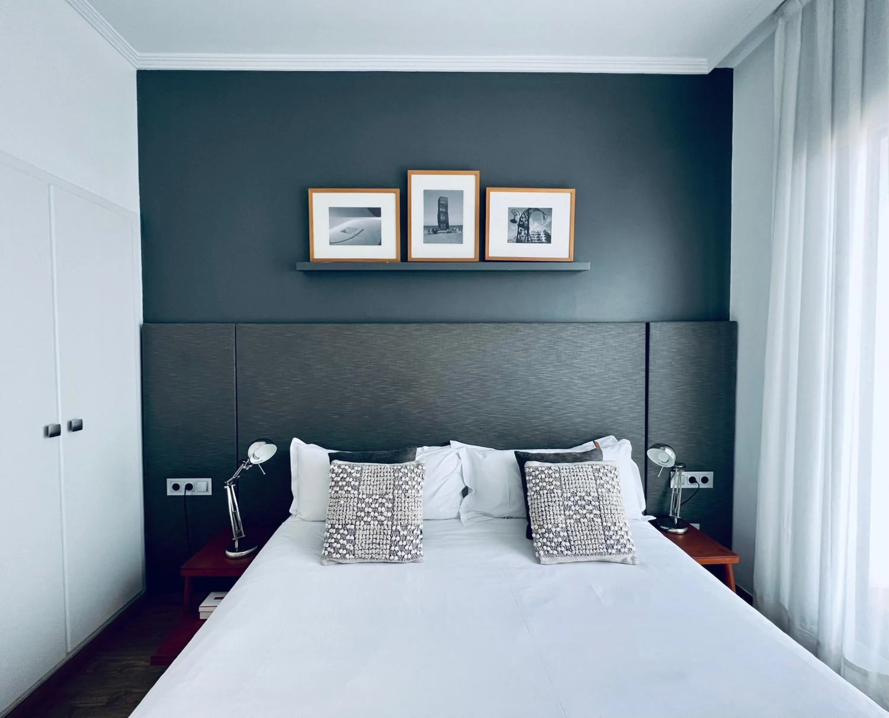 Bed in Apartments Sixtyfour